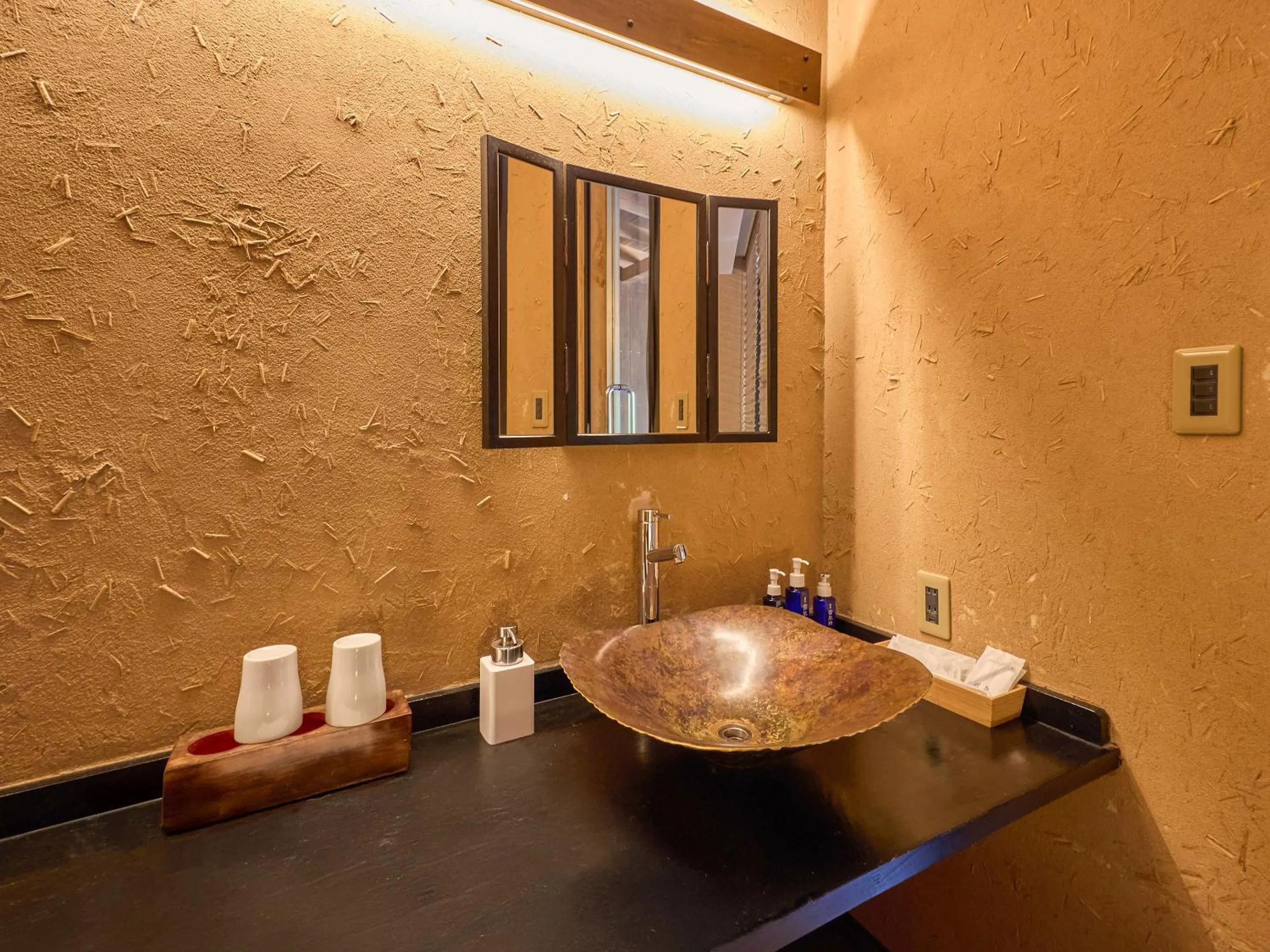 Photo of the whole room in Seikansou