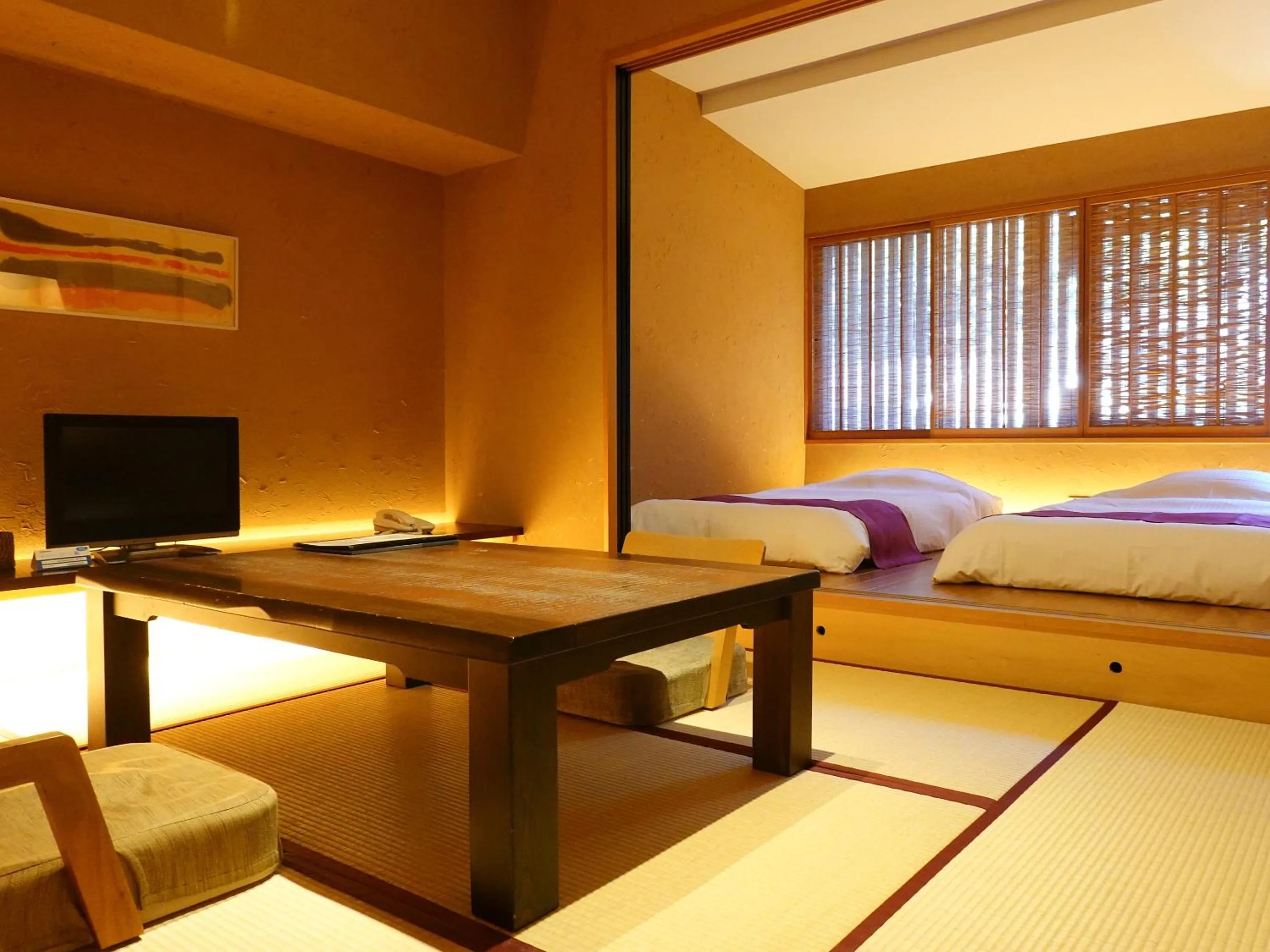 Photo of the whole room, Bed in Seikansou