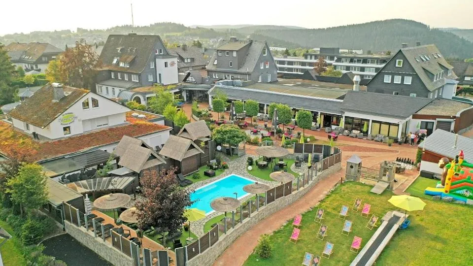 Property building in Vakantiehotel Der Brabander