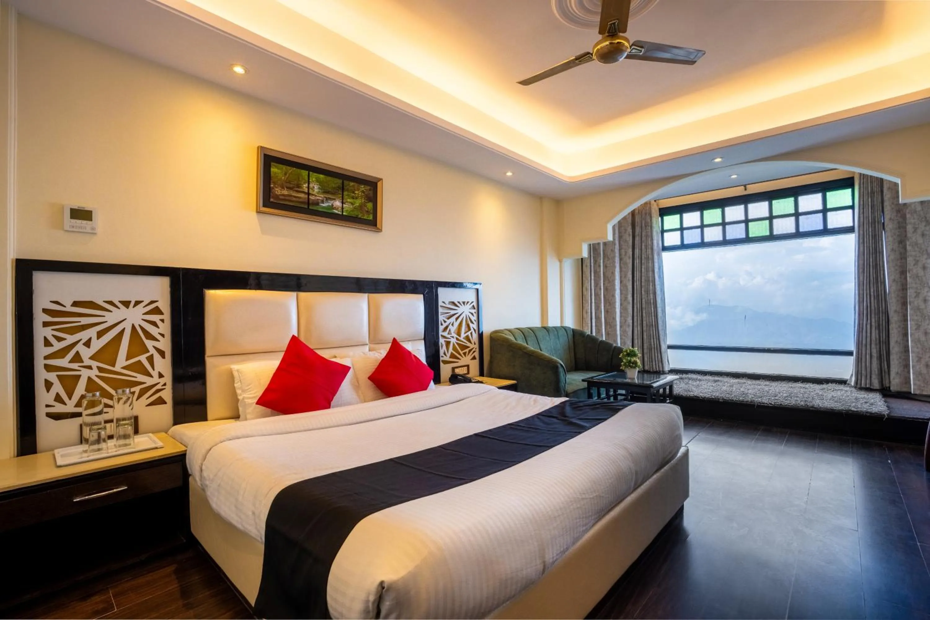 Bedroom, Bed in Snow Valley Resorts Dalhousie