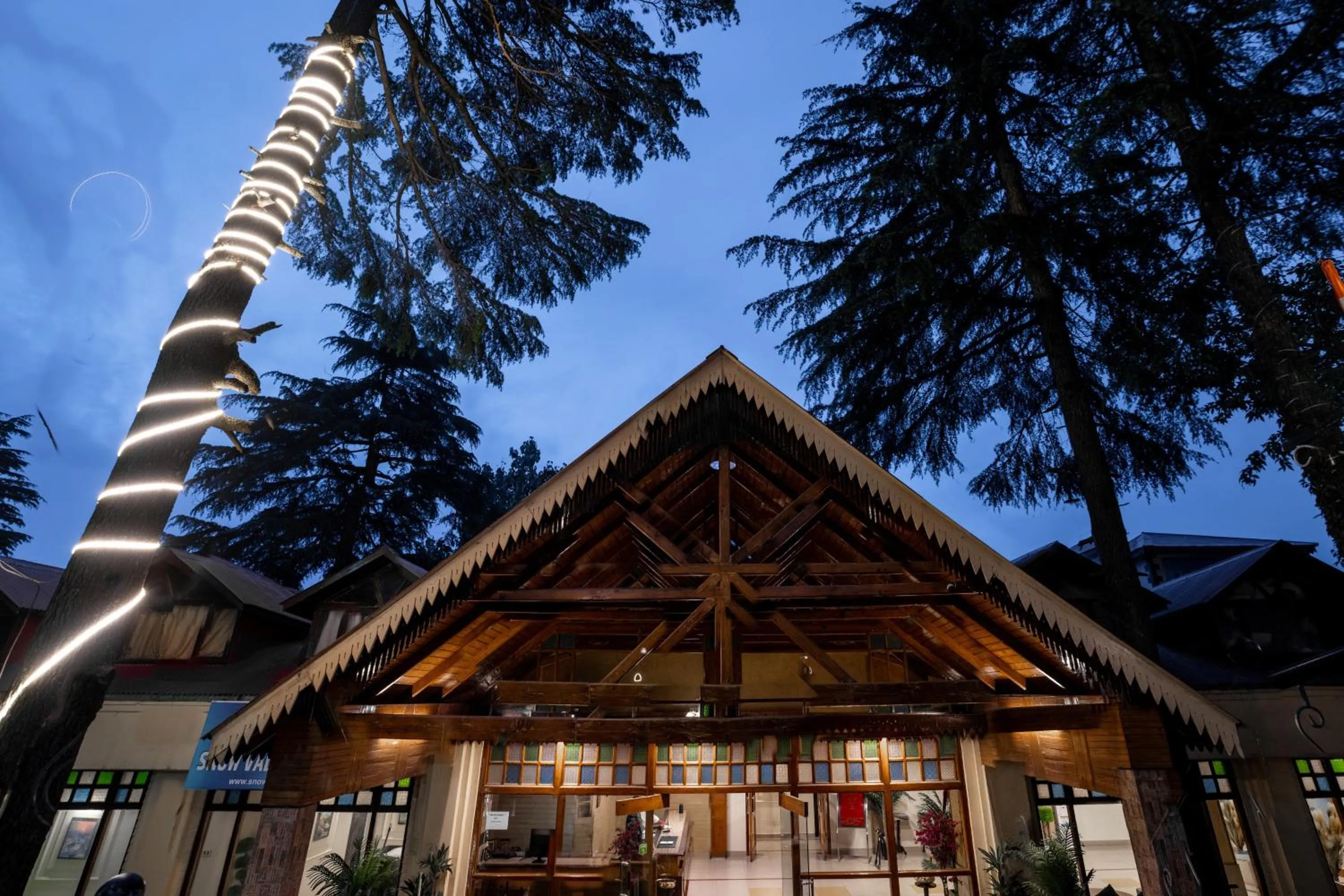 Facade/entrance in Snow Valley Resorts Dalhousie