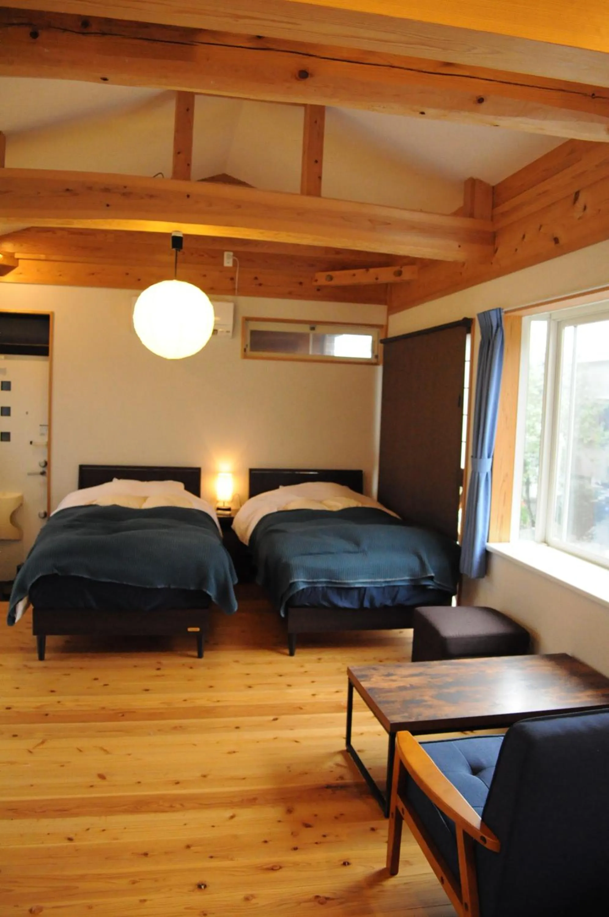 Bedroom, Bed in WEST in