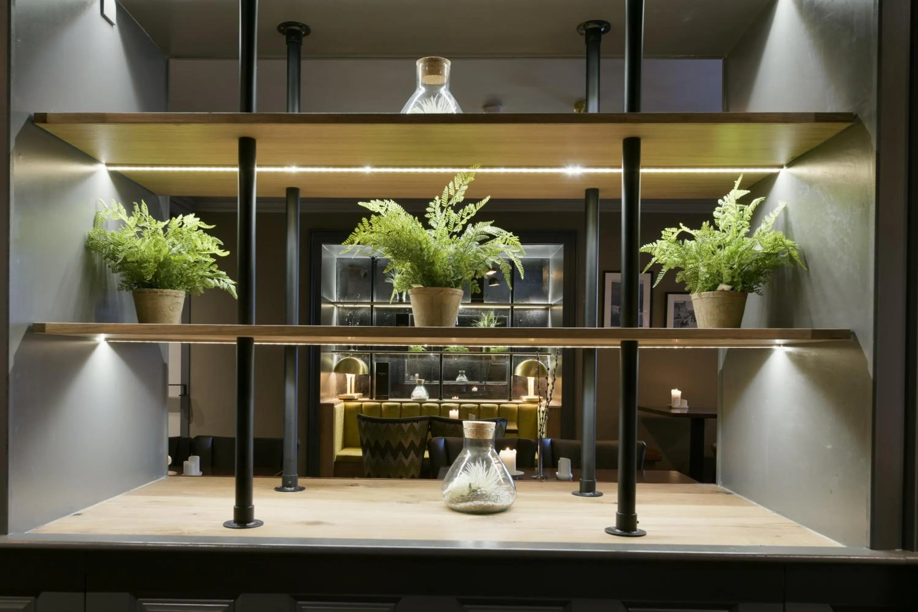 Lounge or bar in Lahinch Coast Hotel and Suites