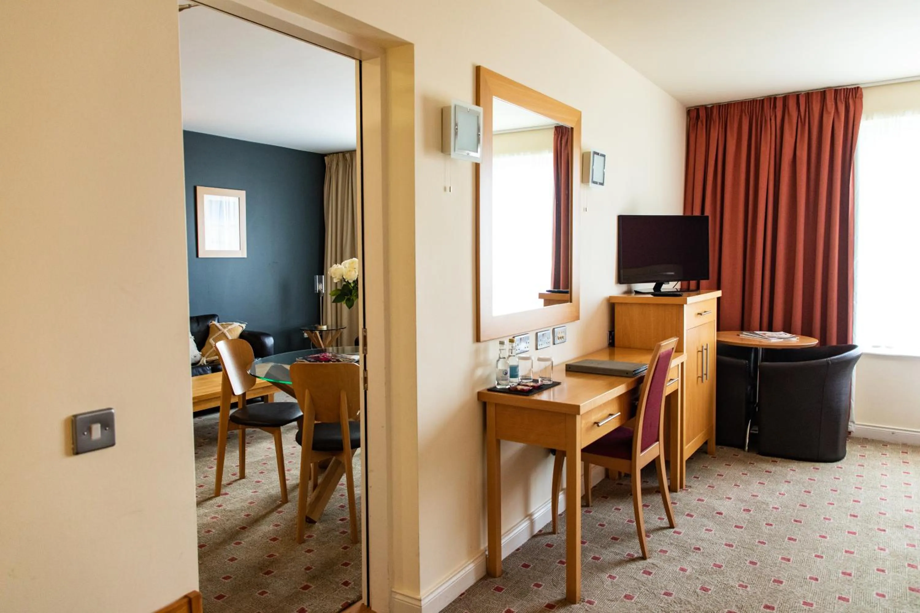 Lahinch Coast Hotel and Suites