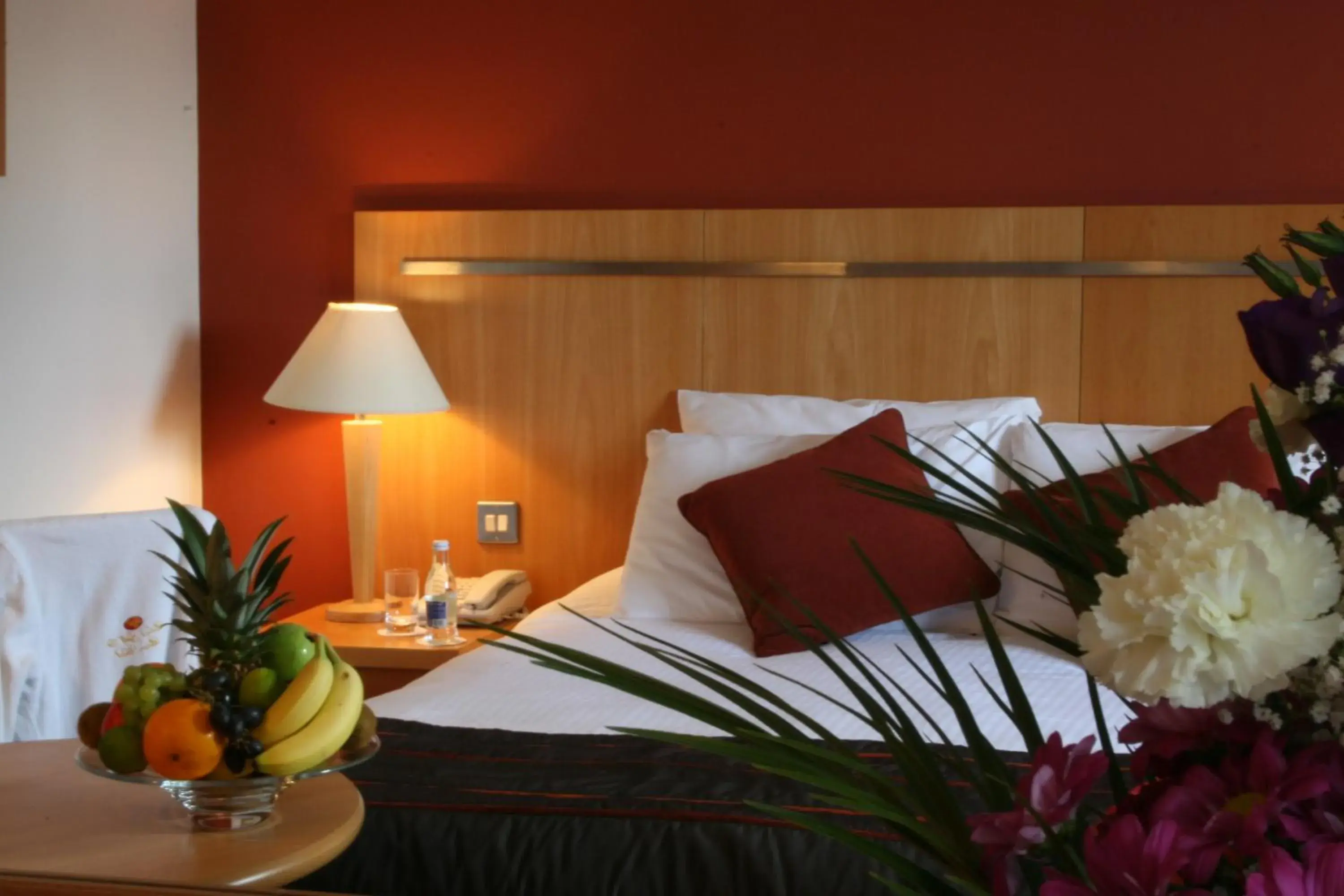 Deluxe Double Room in Lahinch Coast Hotel and Suites Deluxe Double Room in Lahinch Coast Hotel and Suites