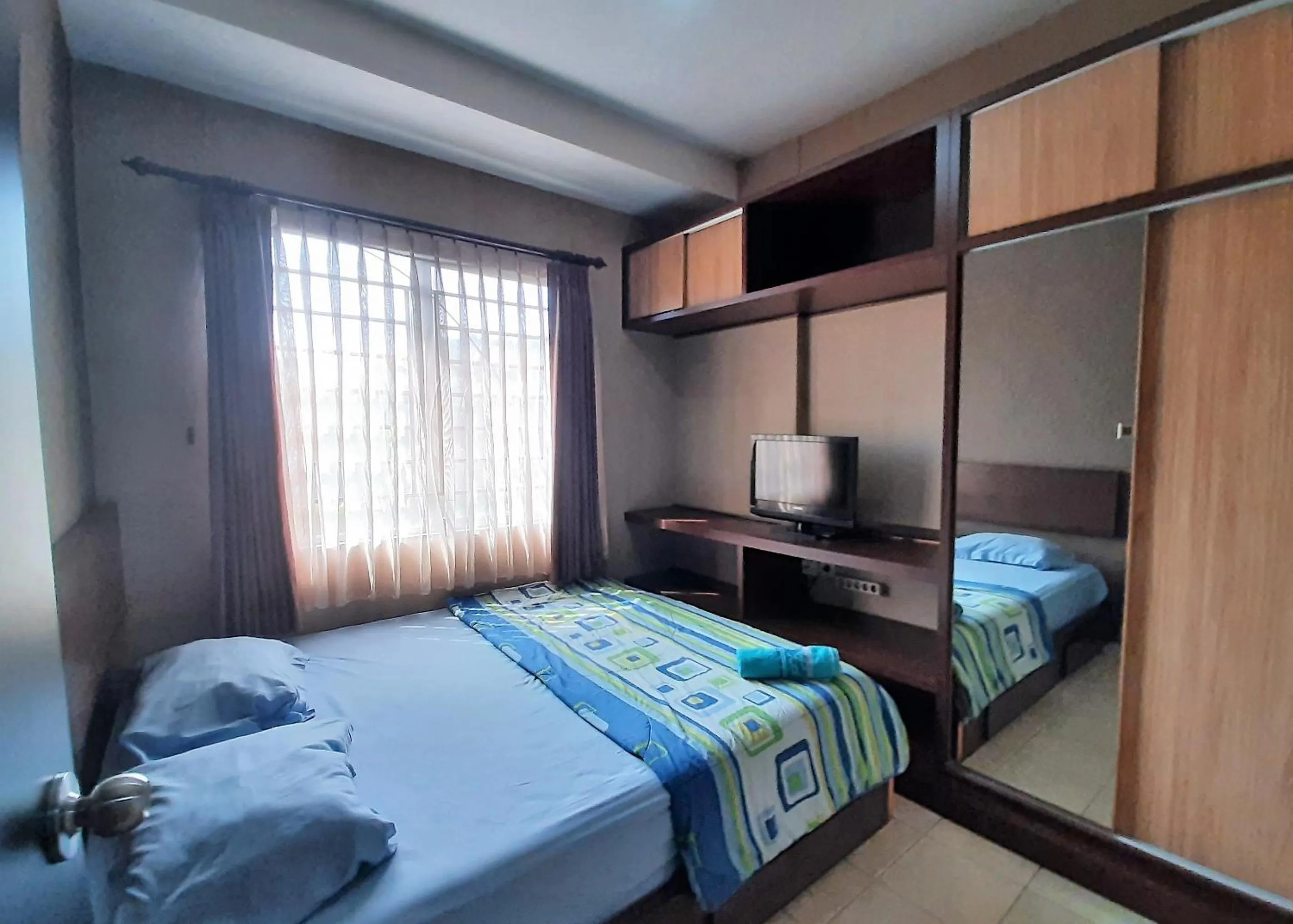 Bedroom, Bed in High Livin Apartment Baros