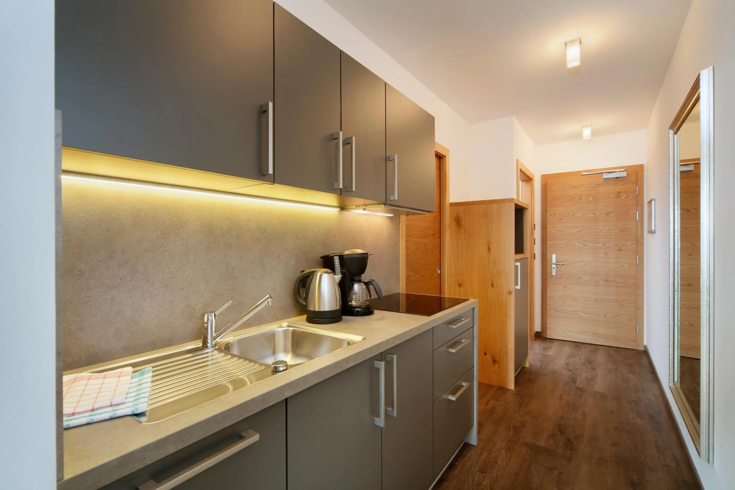 Kitchen or kitchenette in Appartement-Hotel Beatenhof