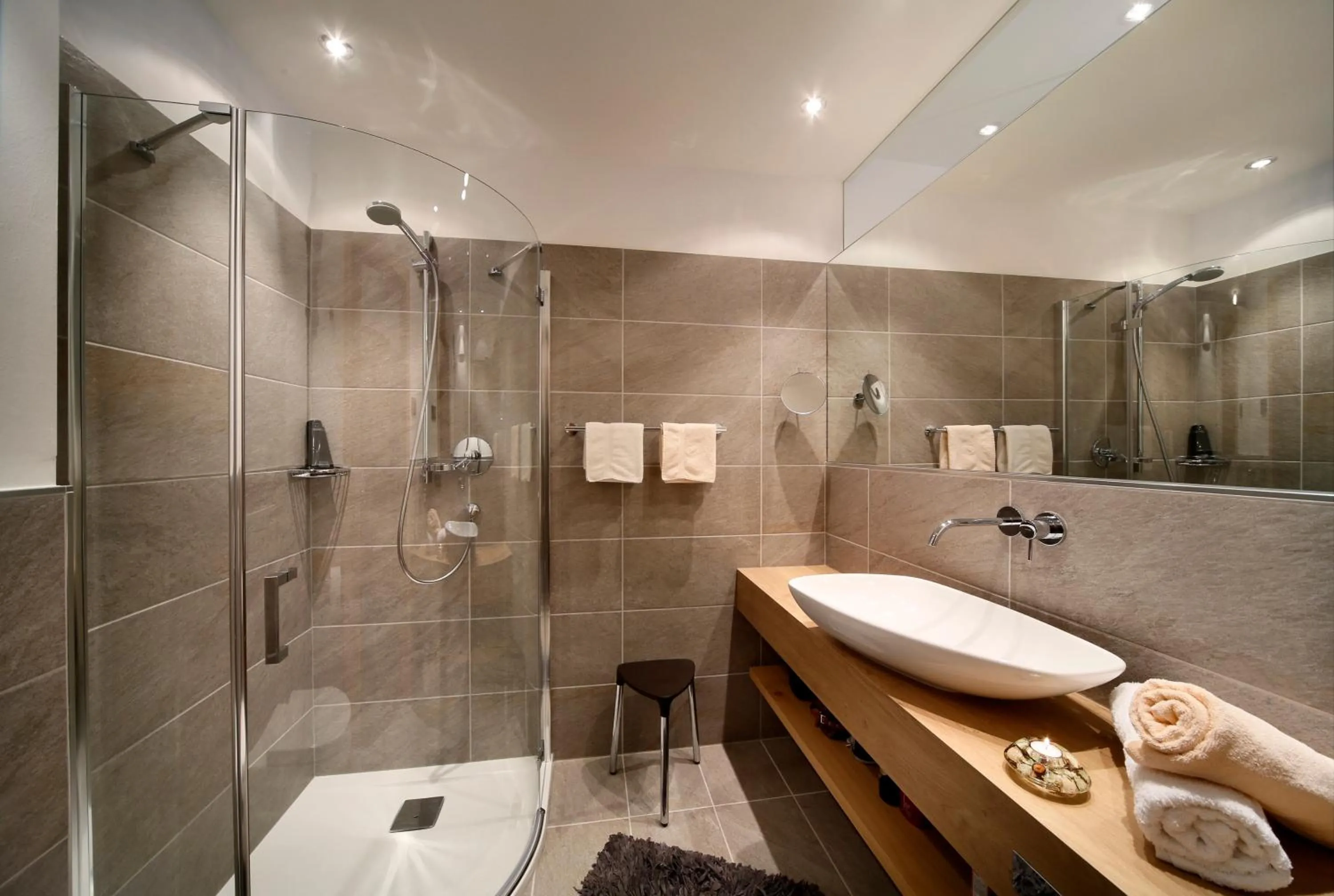 Bathroom in Appartement-Hotel Beatenhof