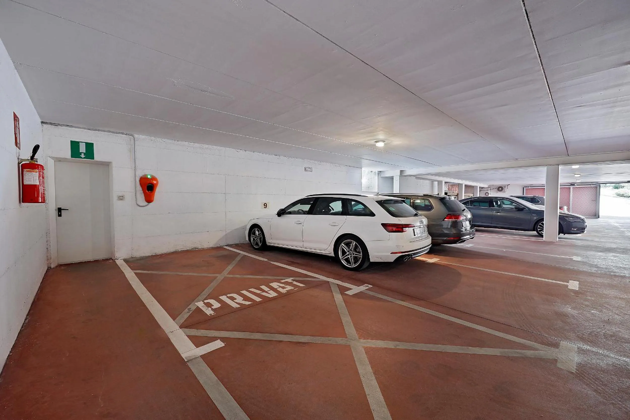 Parking in Appartement-Hotel Beatenhof