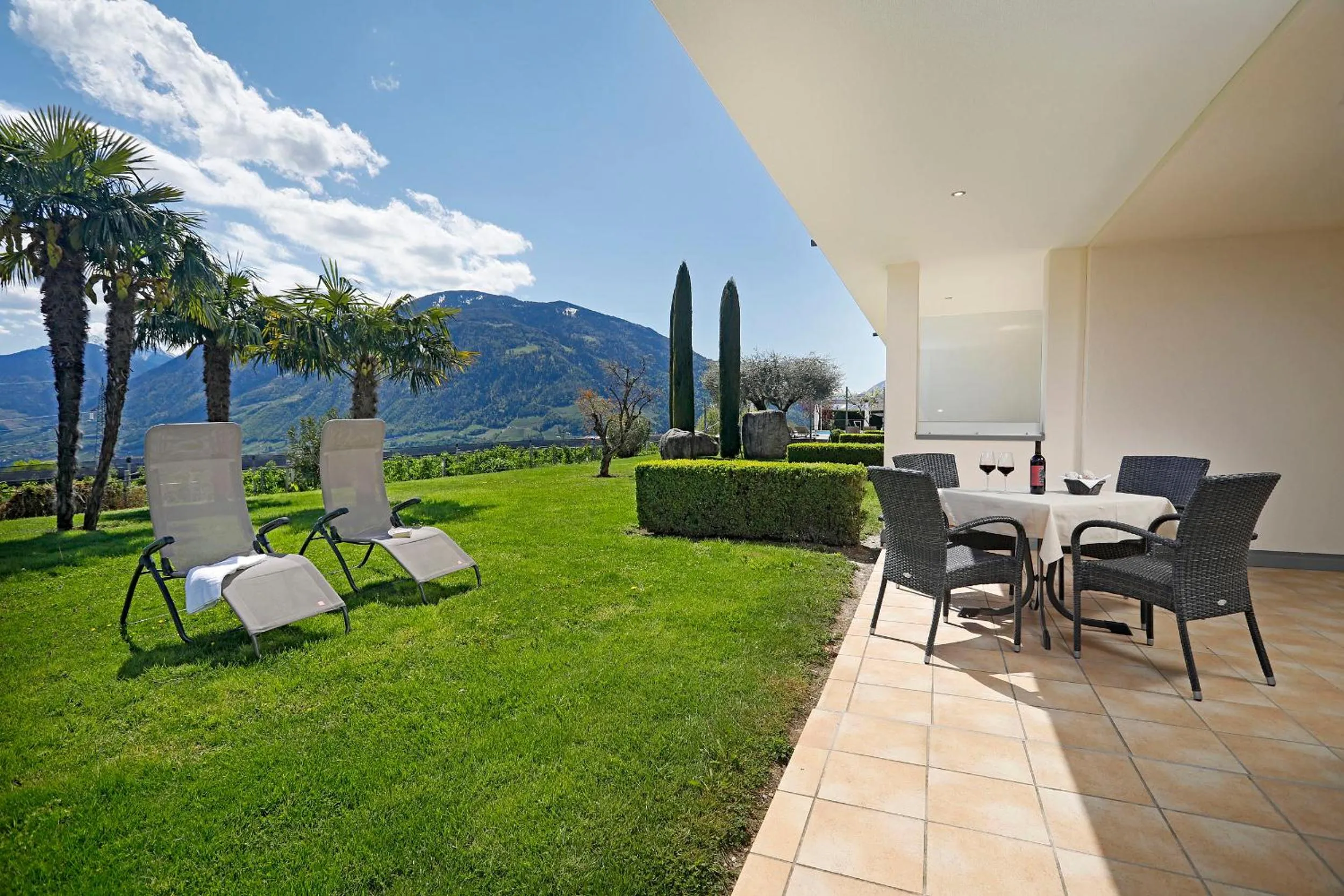 Patio in Appartement-Hotel Beatenhof