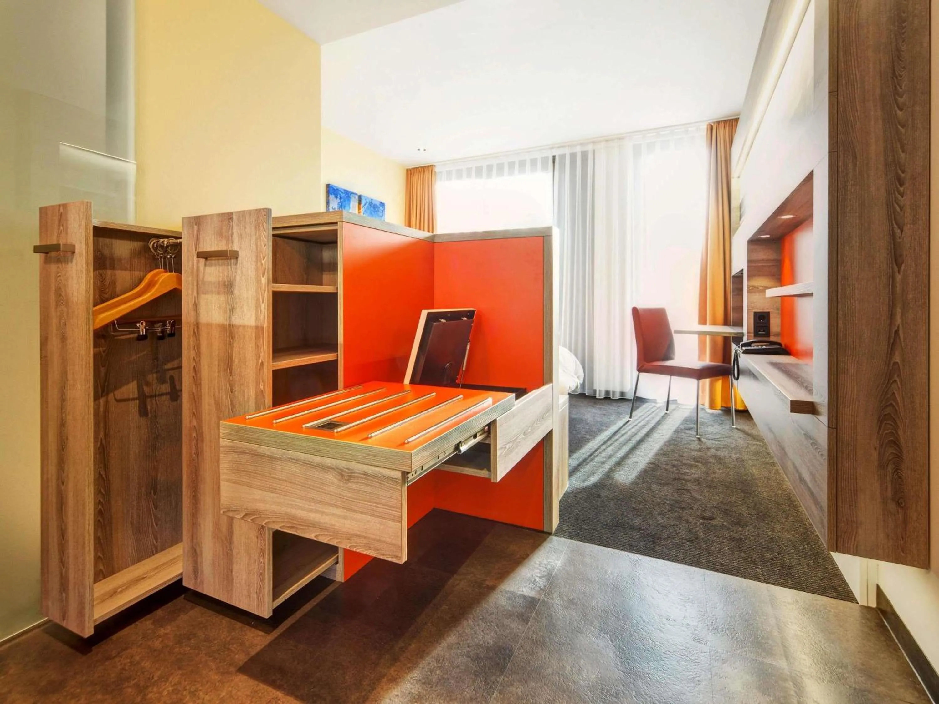 Bedroom, Bed in ibis Styles Nagold-Schwarzwald