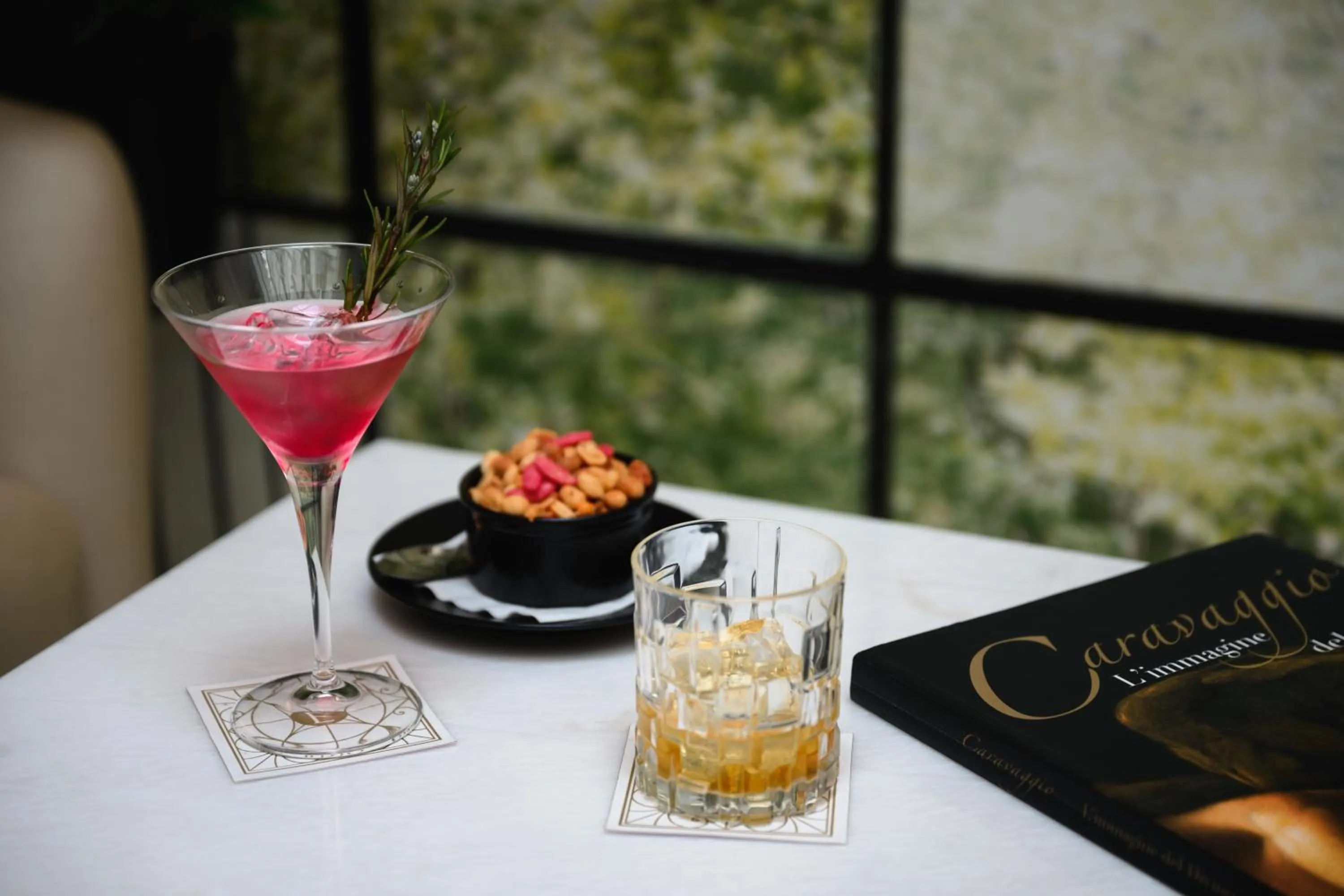 Lounge or bar in The Embassy Valletta Hotel