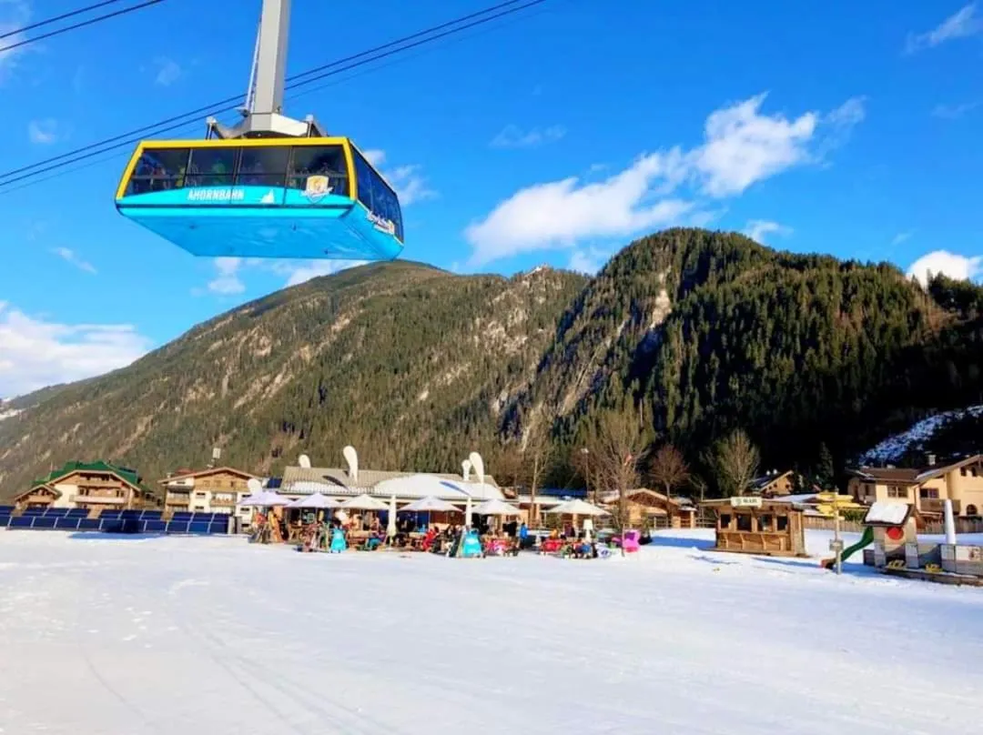 Restaurant/places to eat in Hotel Gasthof Stoanerhof