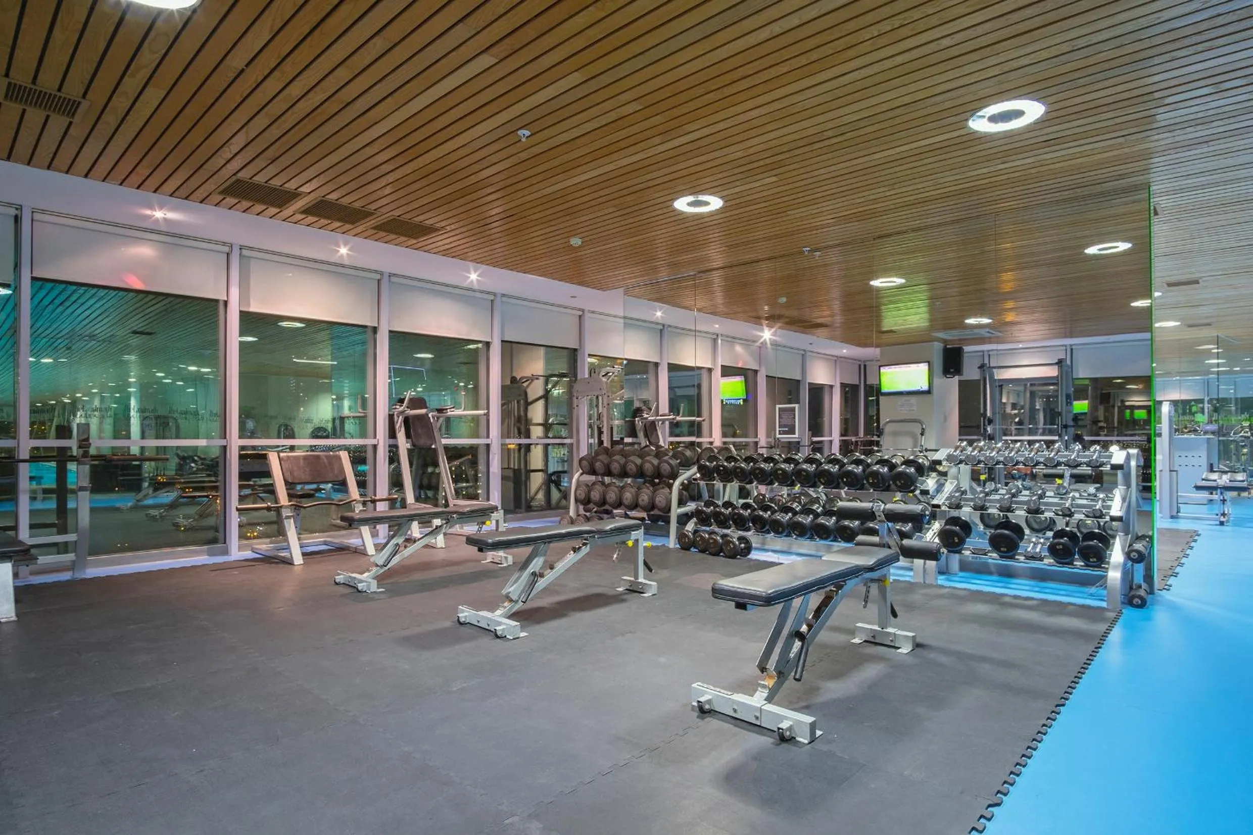 Fitness centre/facilities in Landmark Hotel Baku