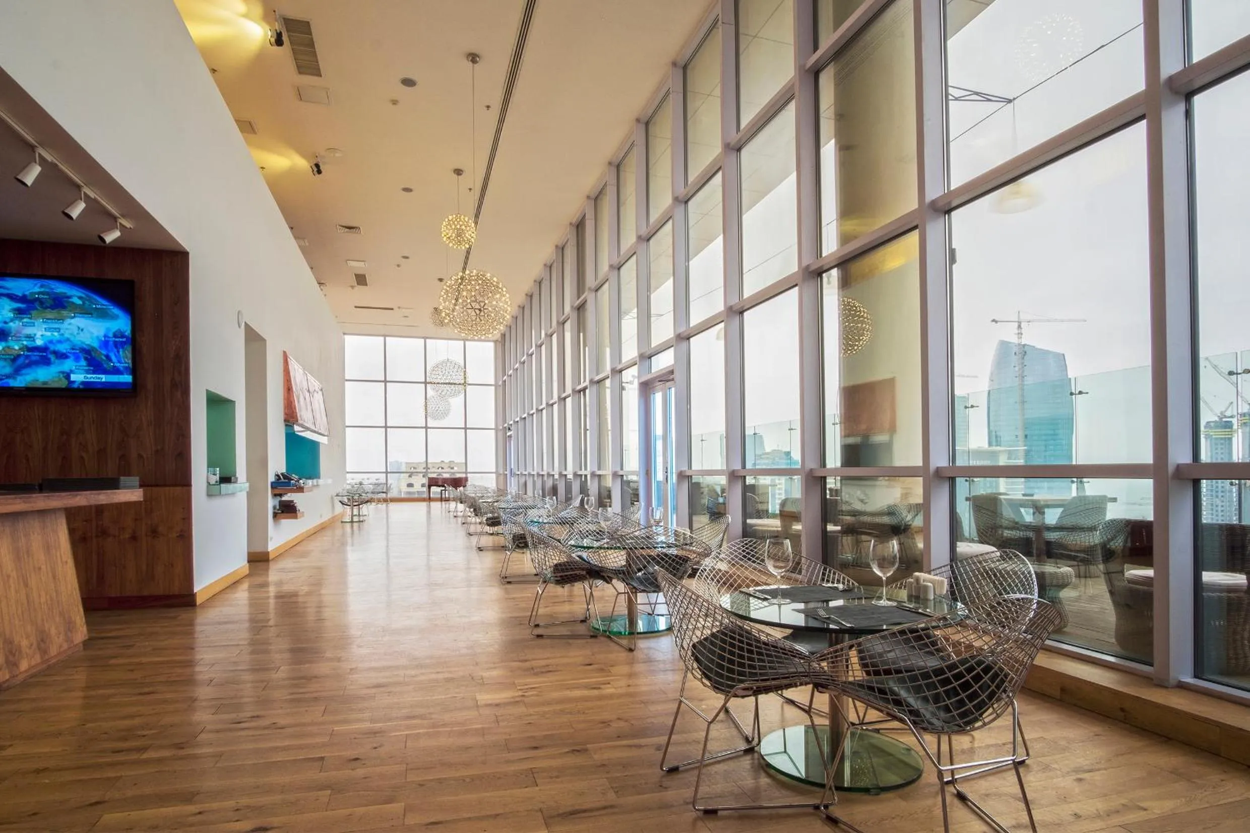 Restaurant/places to eat in Landmark Hotel Baku