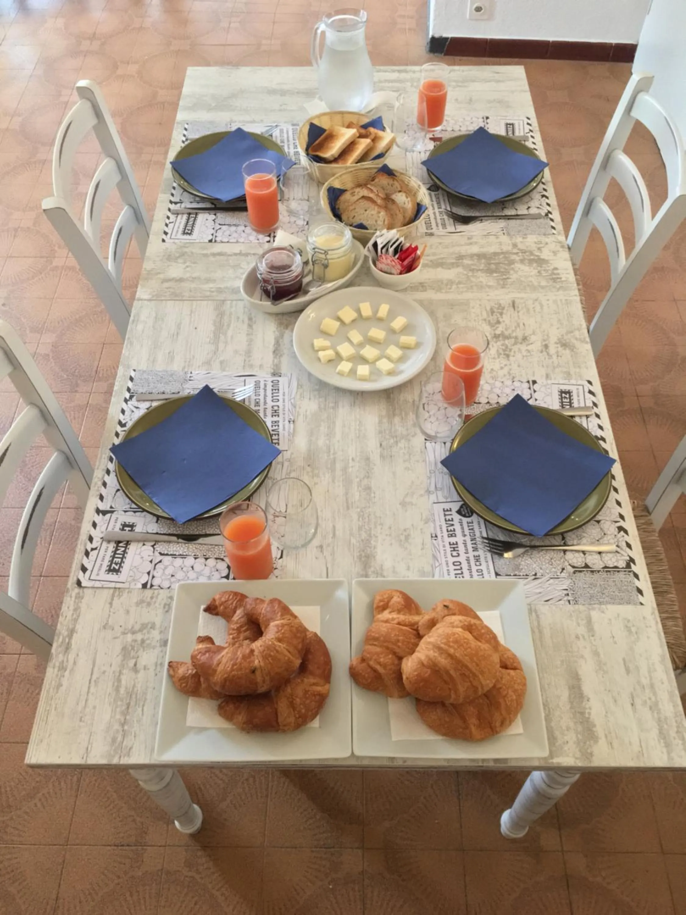 Buffet breakfast in Albergo Ristorante Belcantone