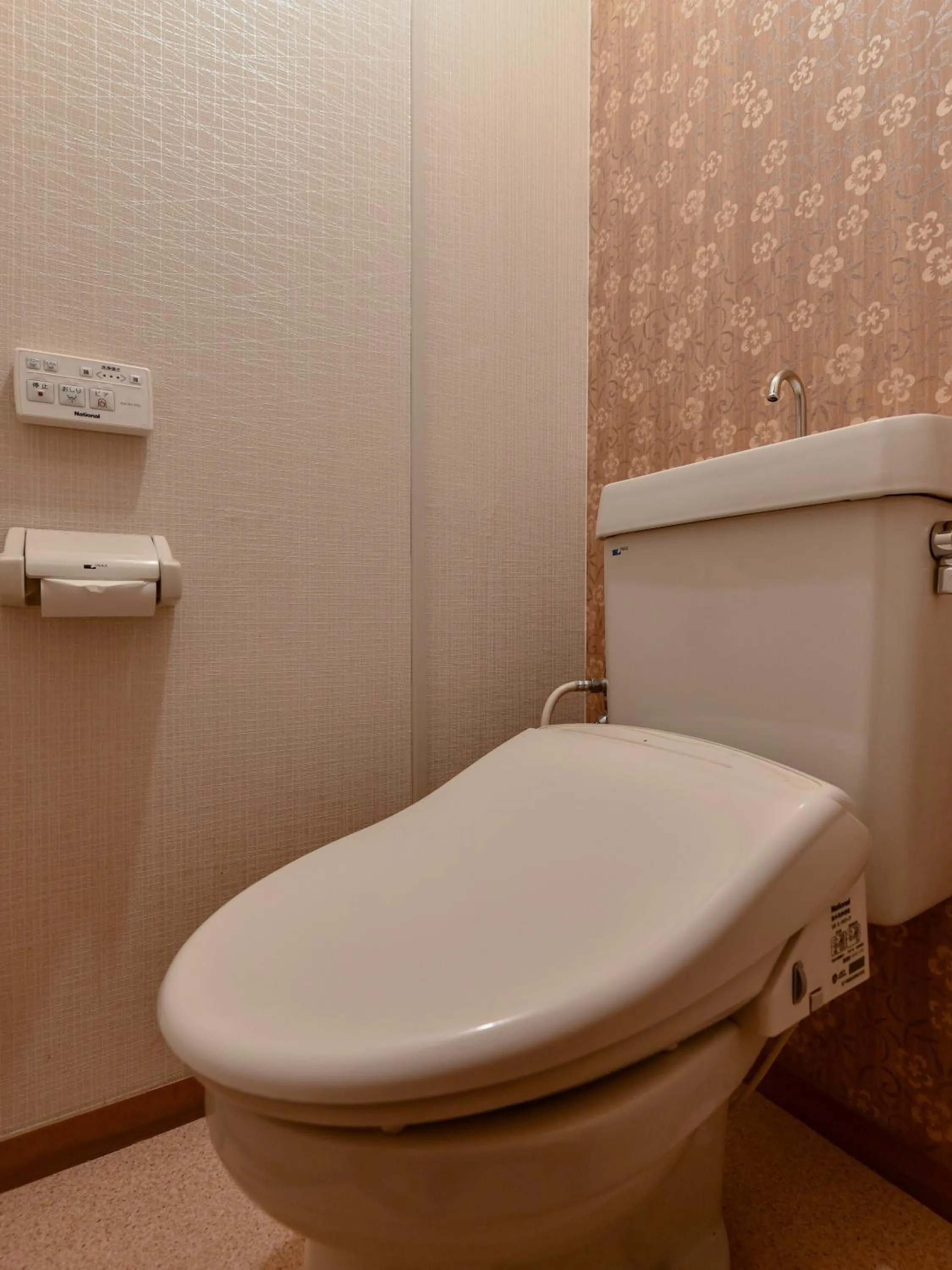 Photo of the whole room in Awara Onsen Minoya Taiheikaku