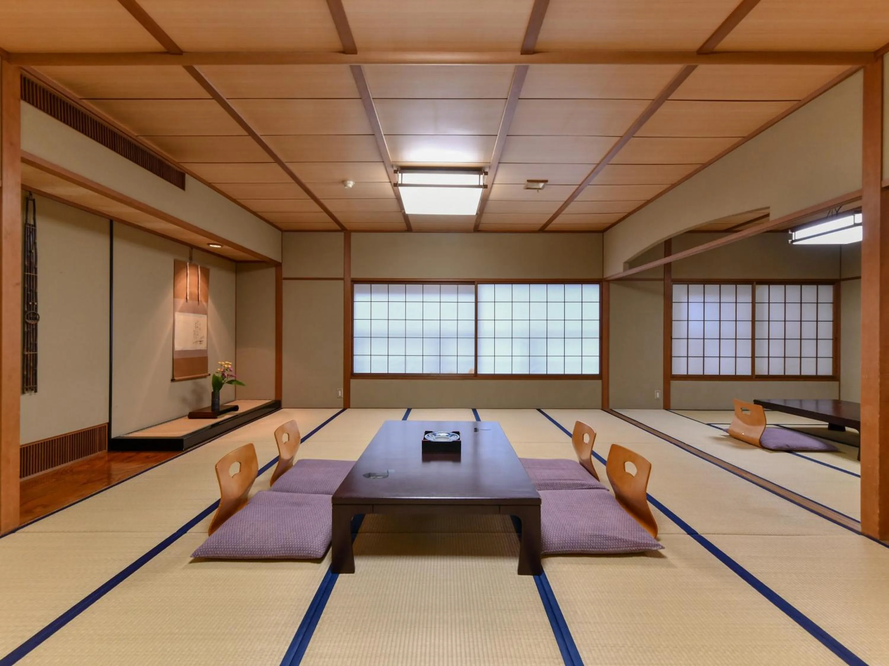 Photo of the whole room in Awara Onsen Minoya Taiheikaku