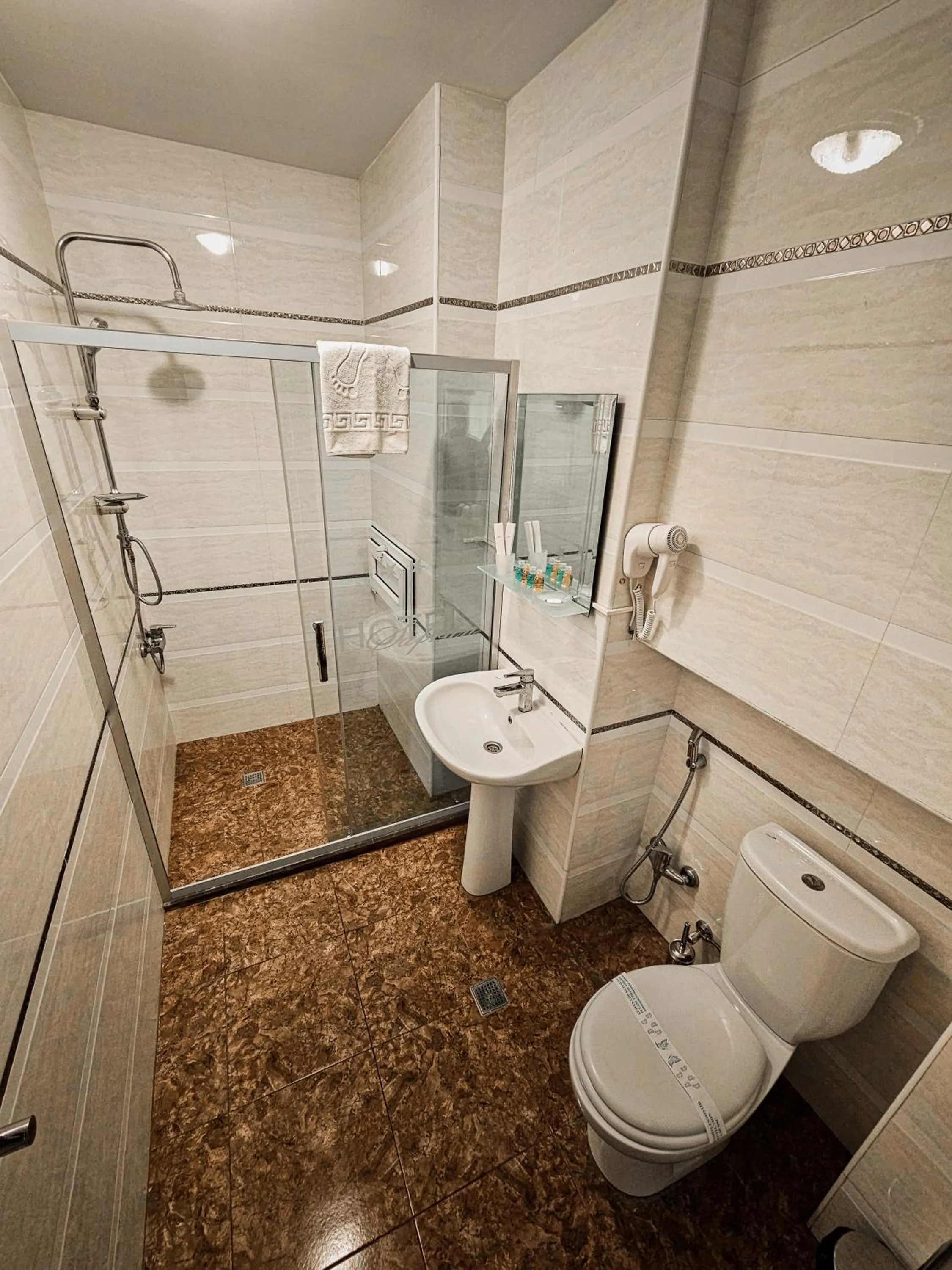 Shower in Safran Hotel