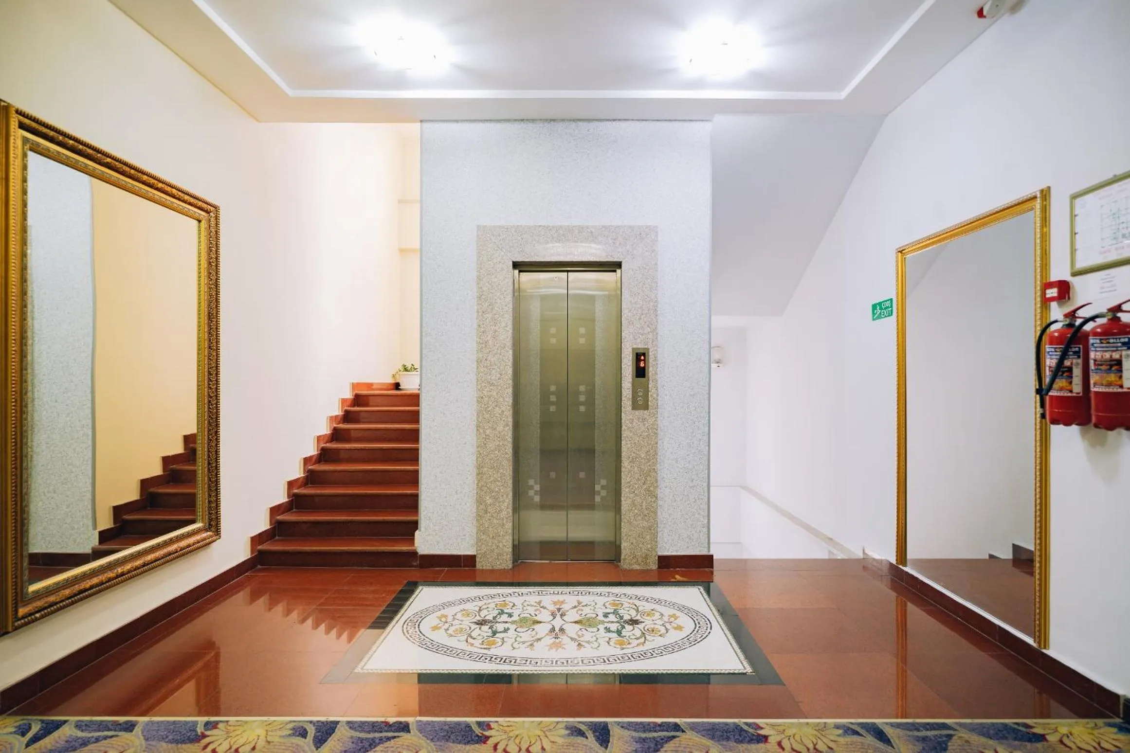 Seating area in Safran Hotel