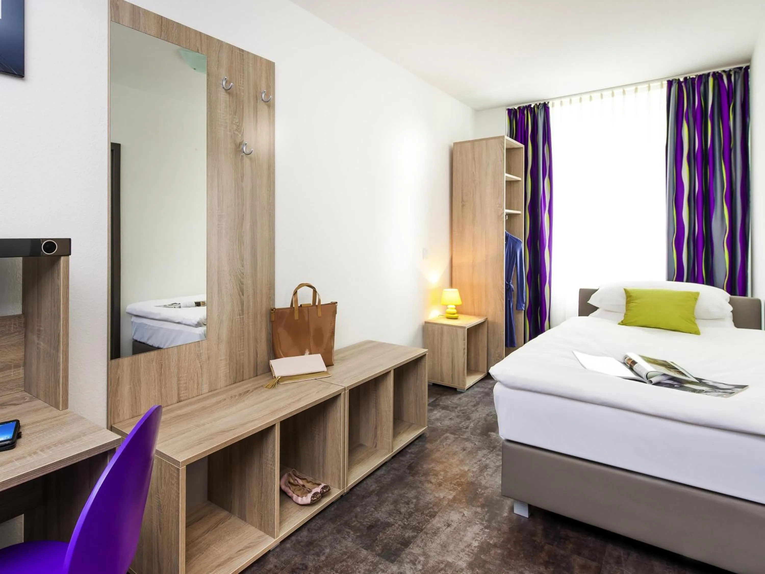 Bedroom, Bed in ibis Styles Arnsberg - Neheim