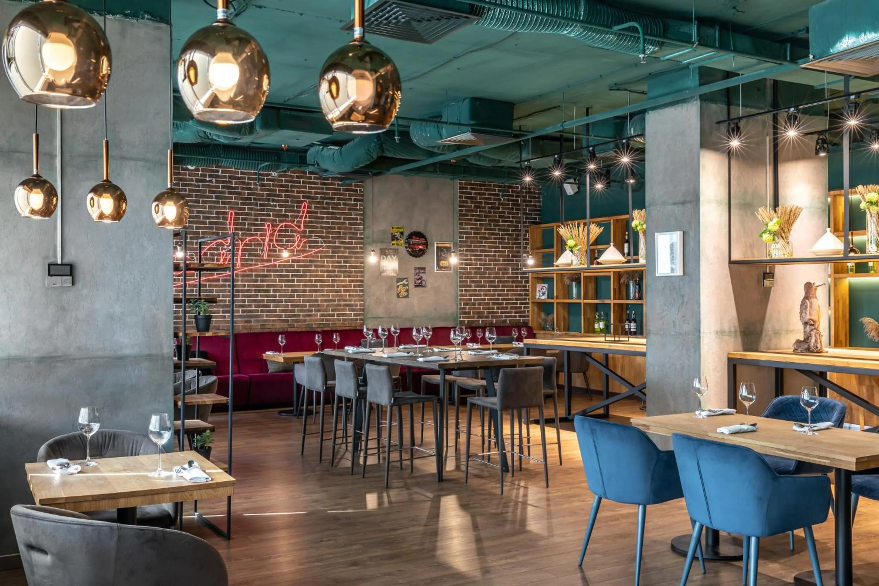 Restaurant/places to eat in Ramada Encore Kyiv