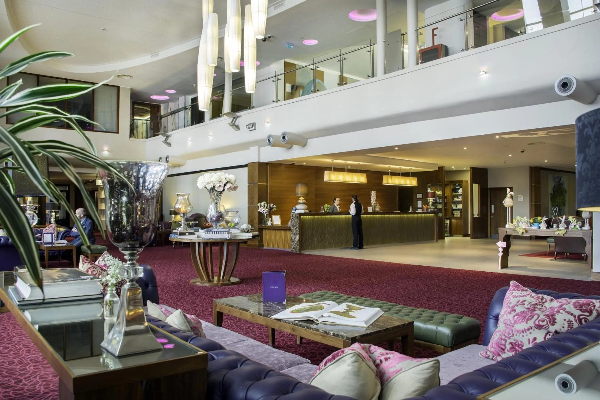 Lobby or reception in Cork International Hotel