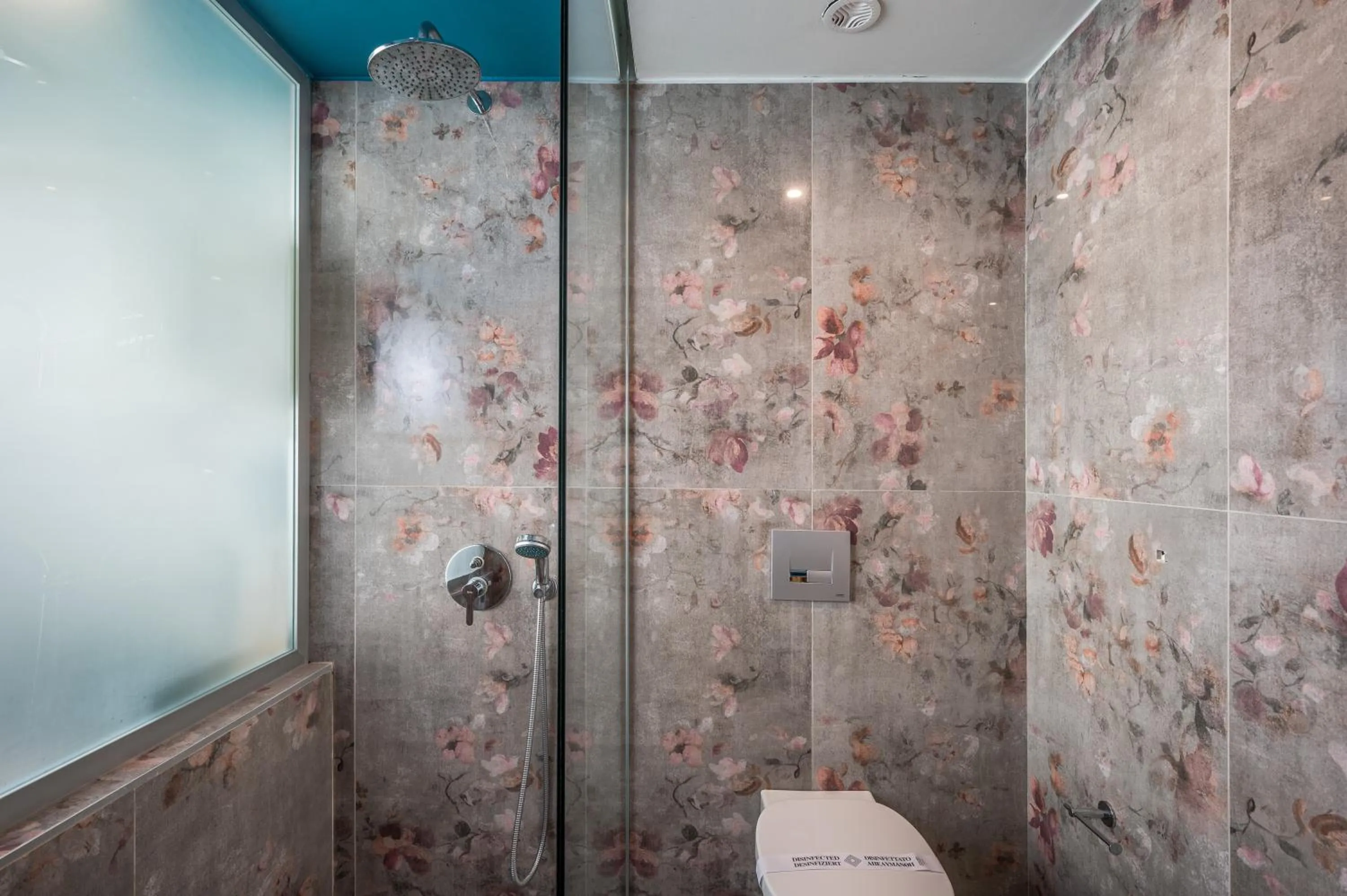 Meropi Hotel & Apartments