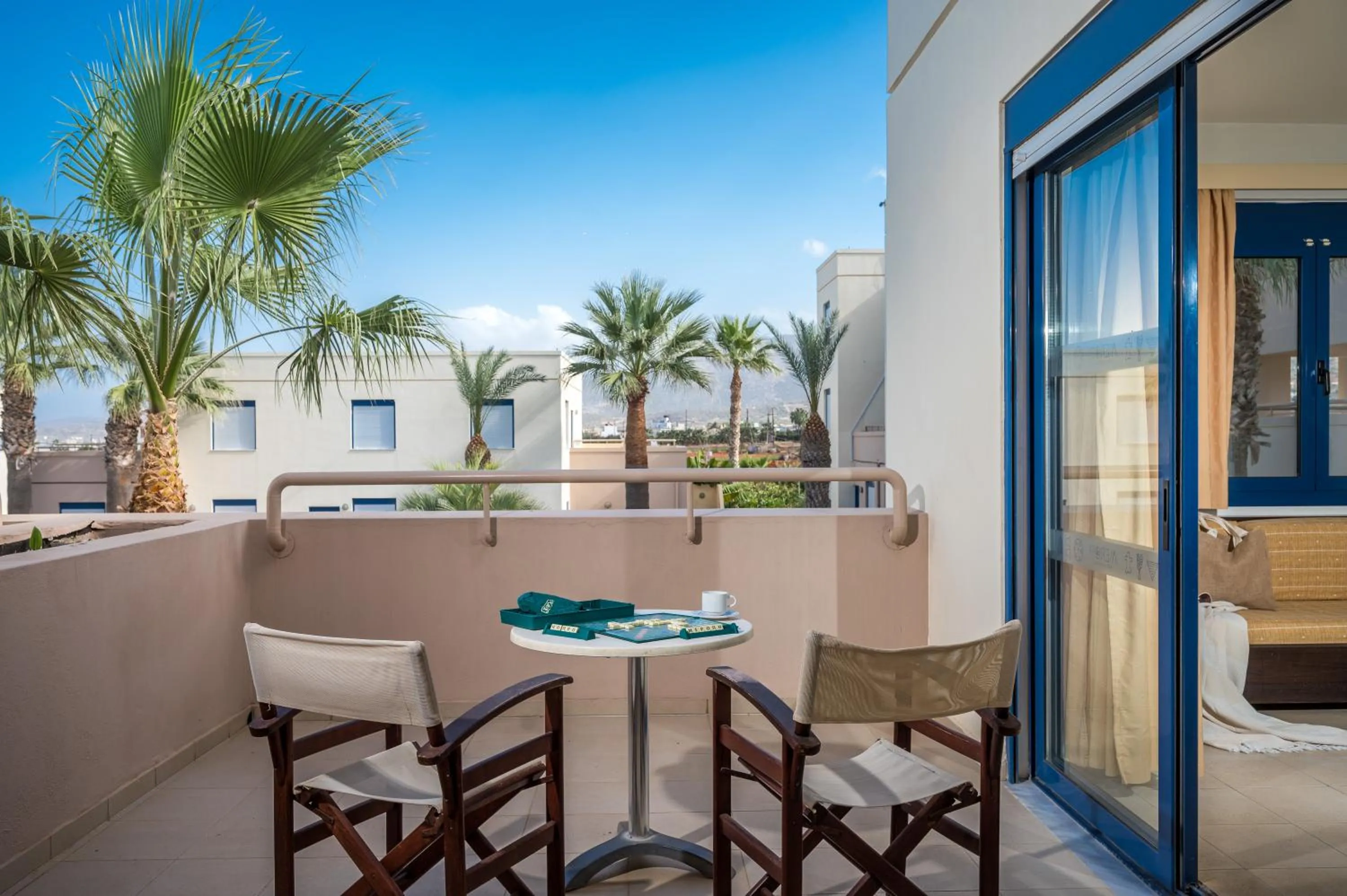 Meropi Hotel & Apartments