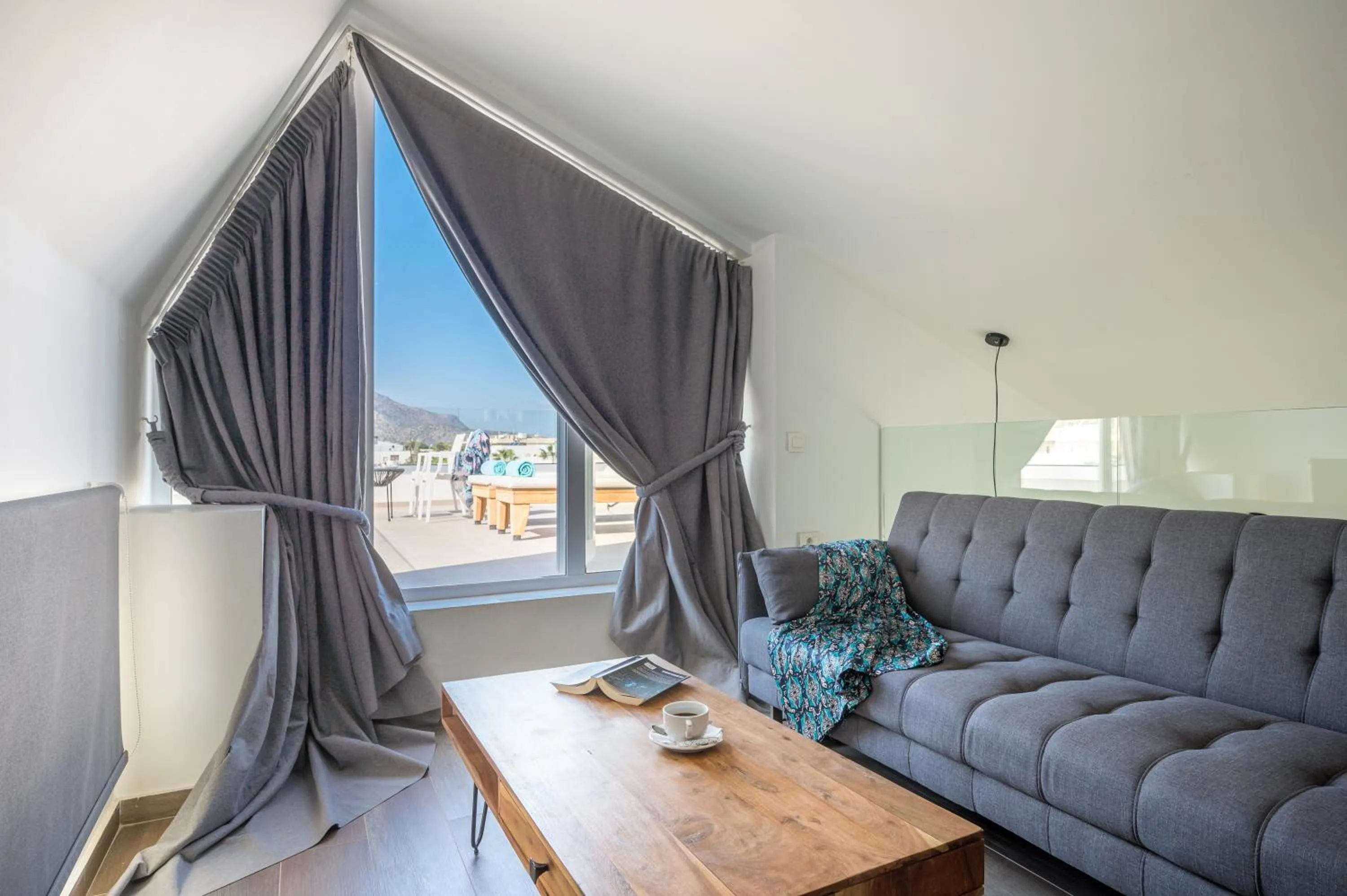 Meropi Hotel & Apartments