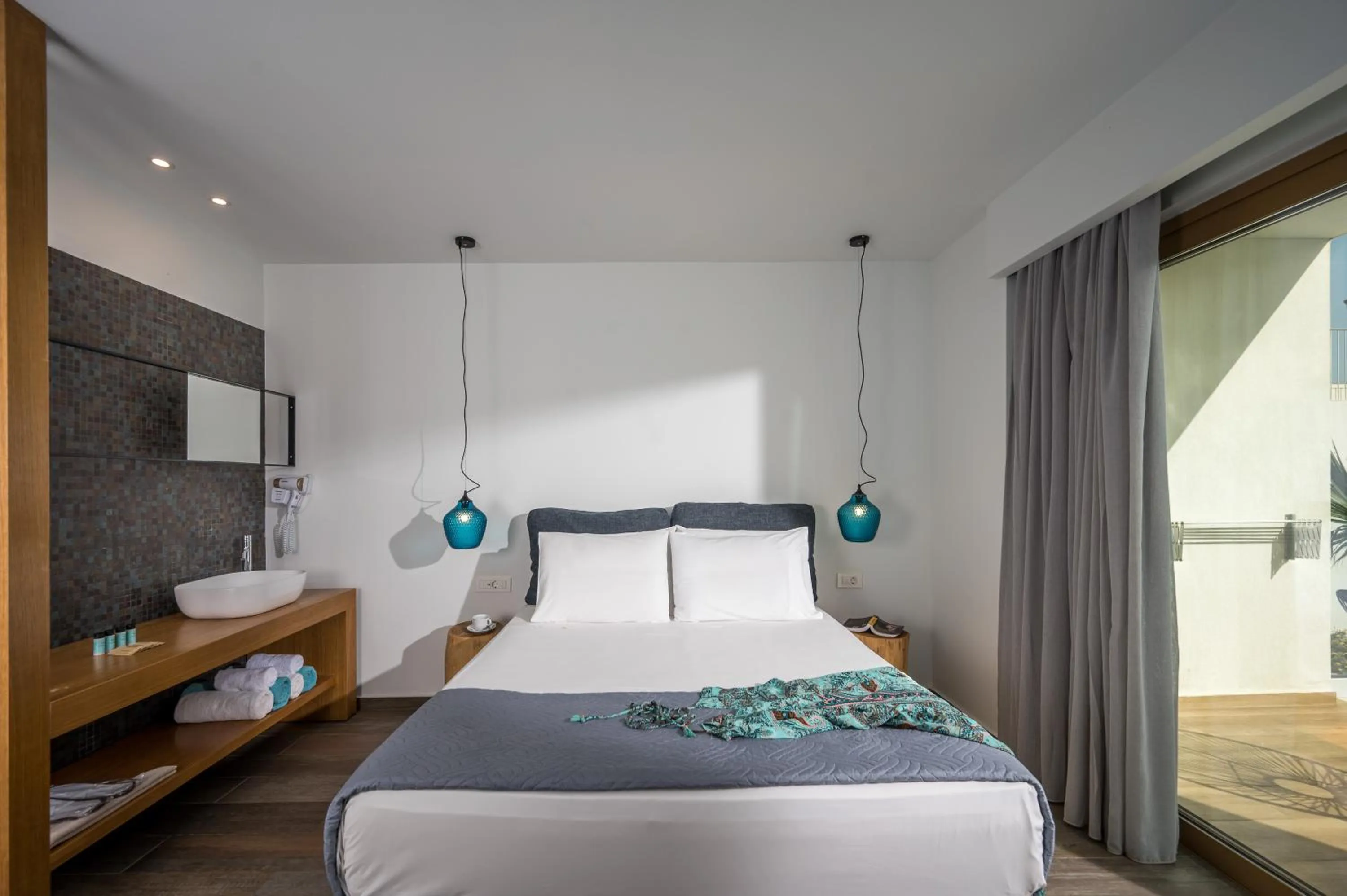 Bed in Meropi Hotel & Apartments