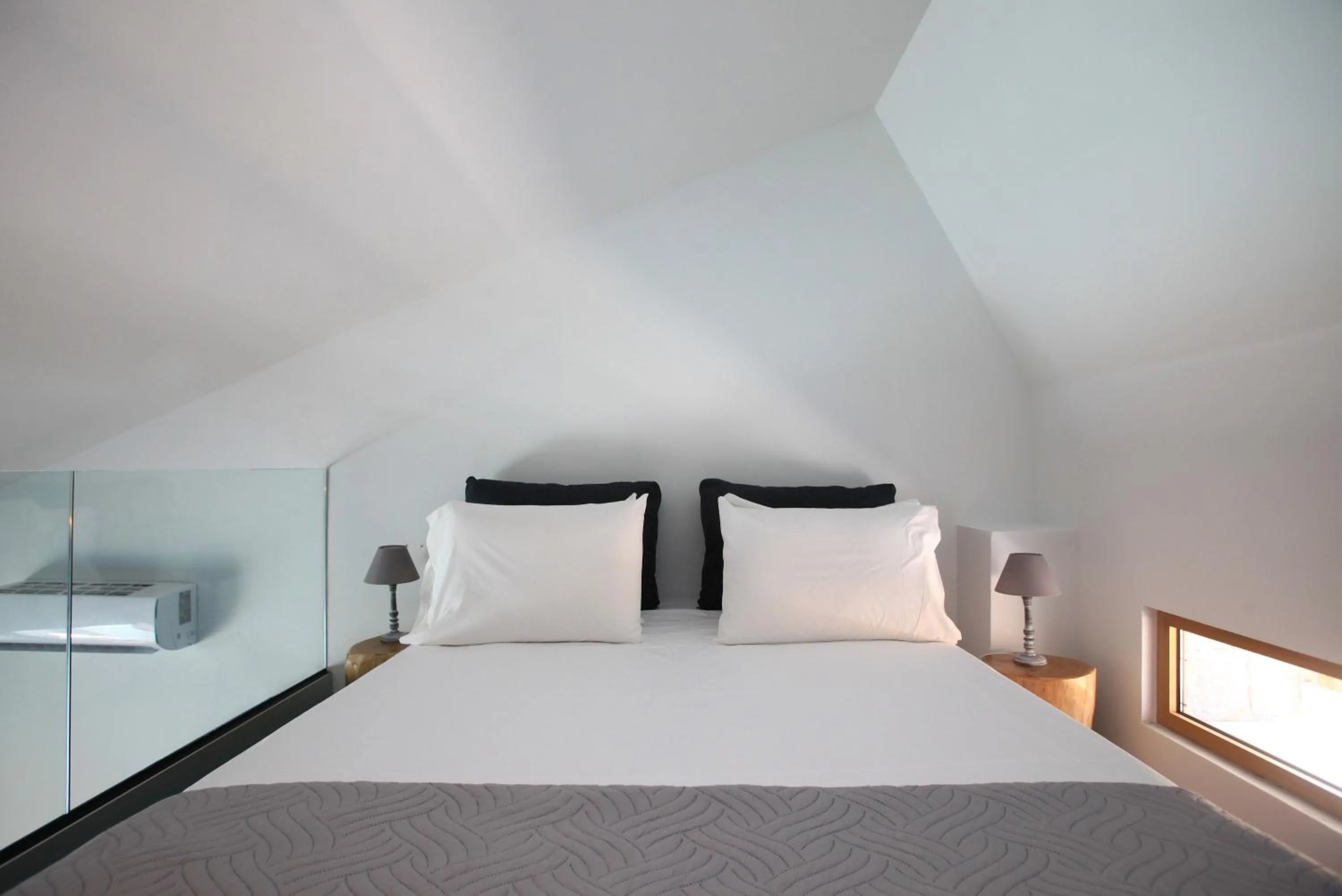 Bedroom, Bed in Meropi Hotel & Apartments