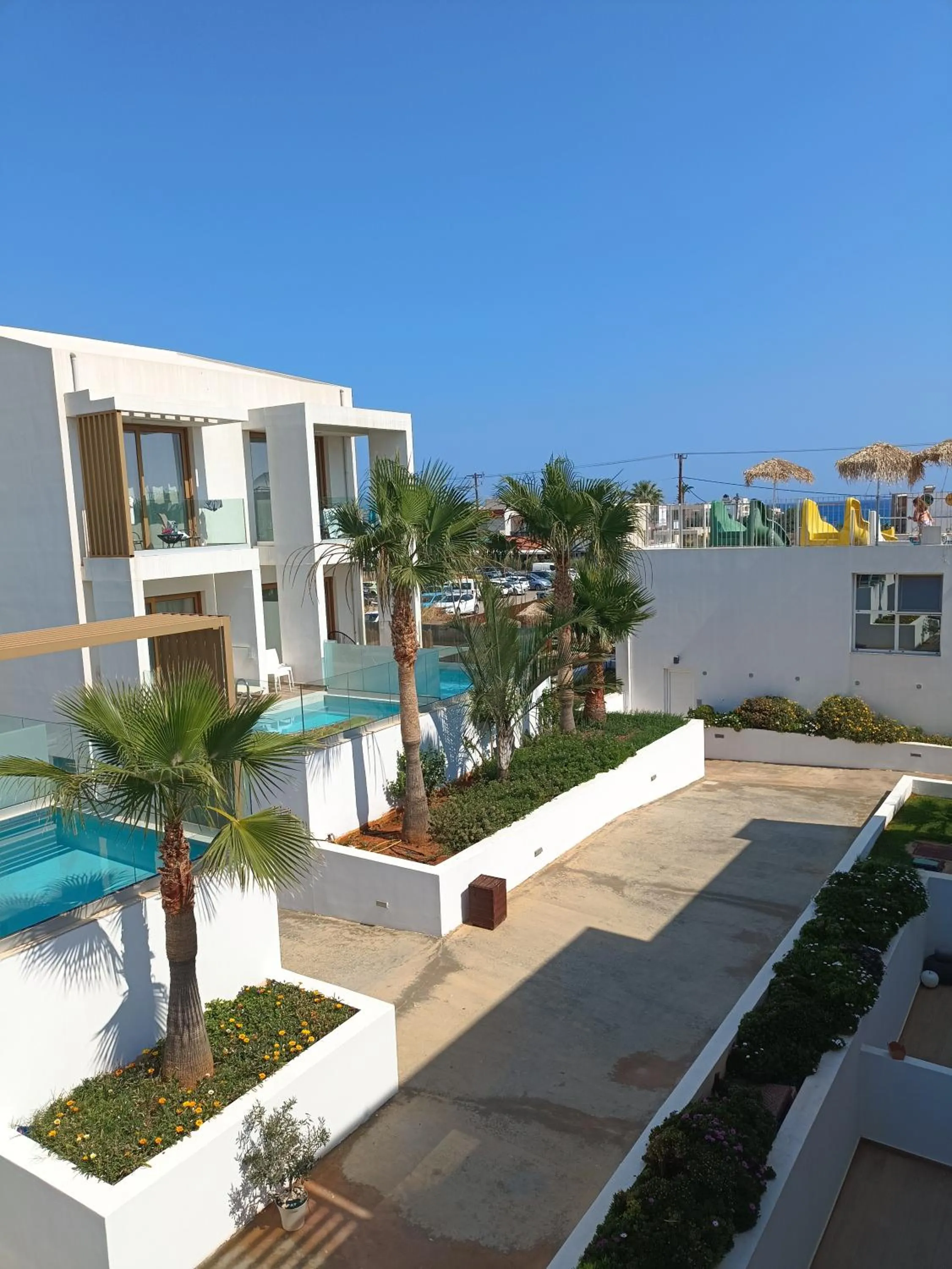 Meropi Hotel & Apartments