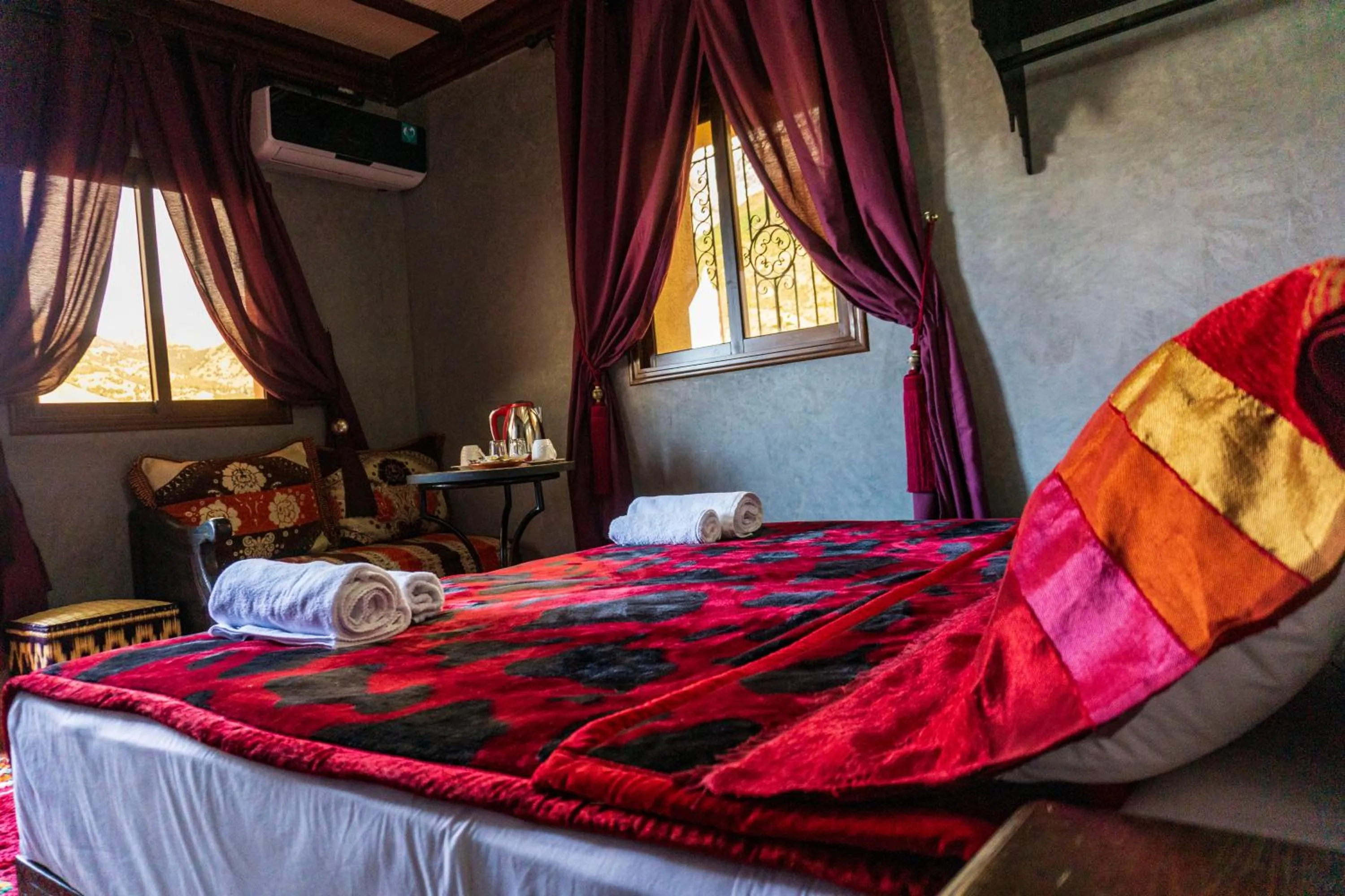 Bed in Riad Atlas Panorama