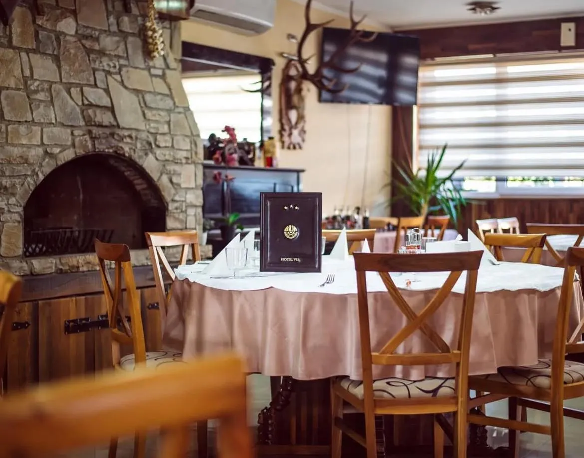 Restaurant/places to eat in Hotel "VIR"