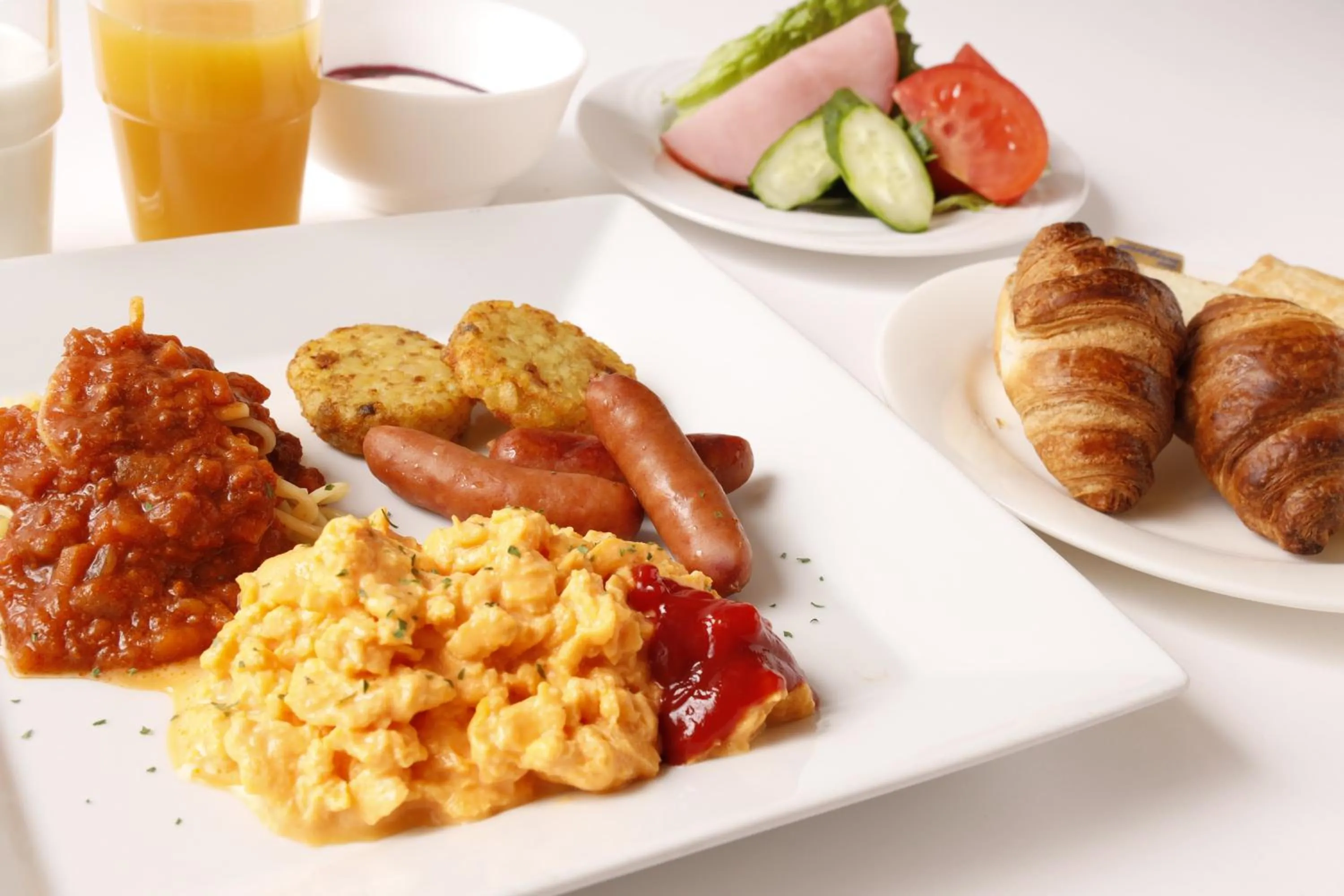 Food and drinks in Paper Moon