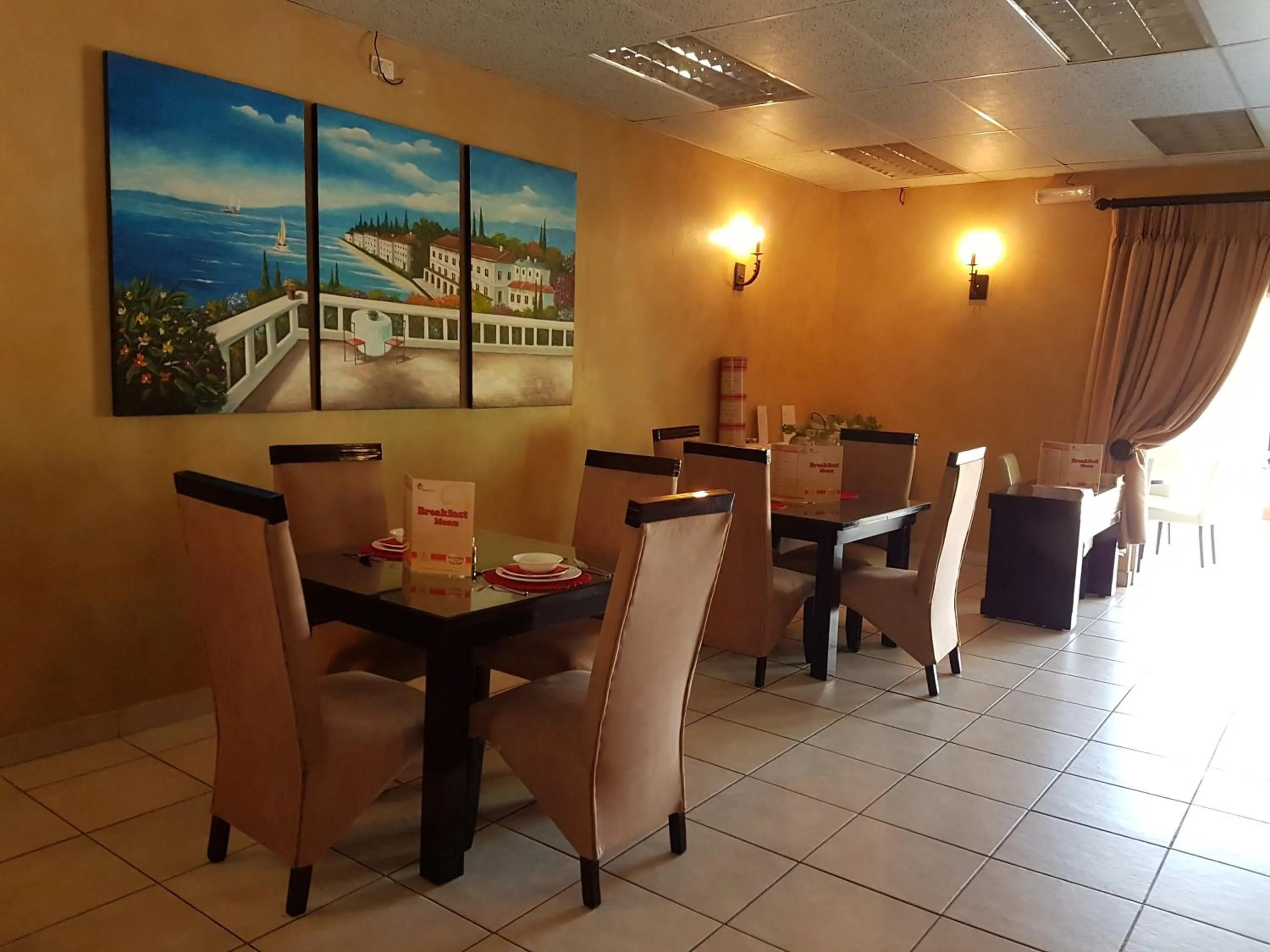 Food and drinks in Homestay Travel Guest House