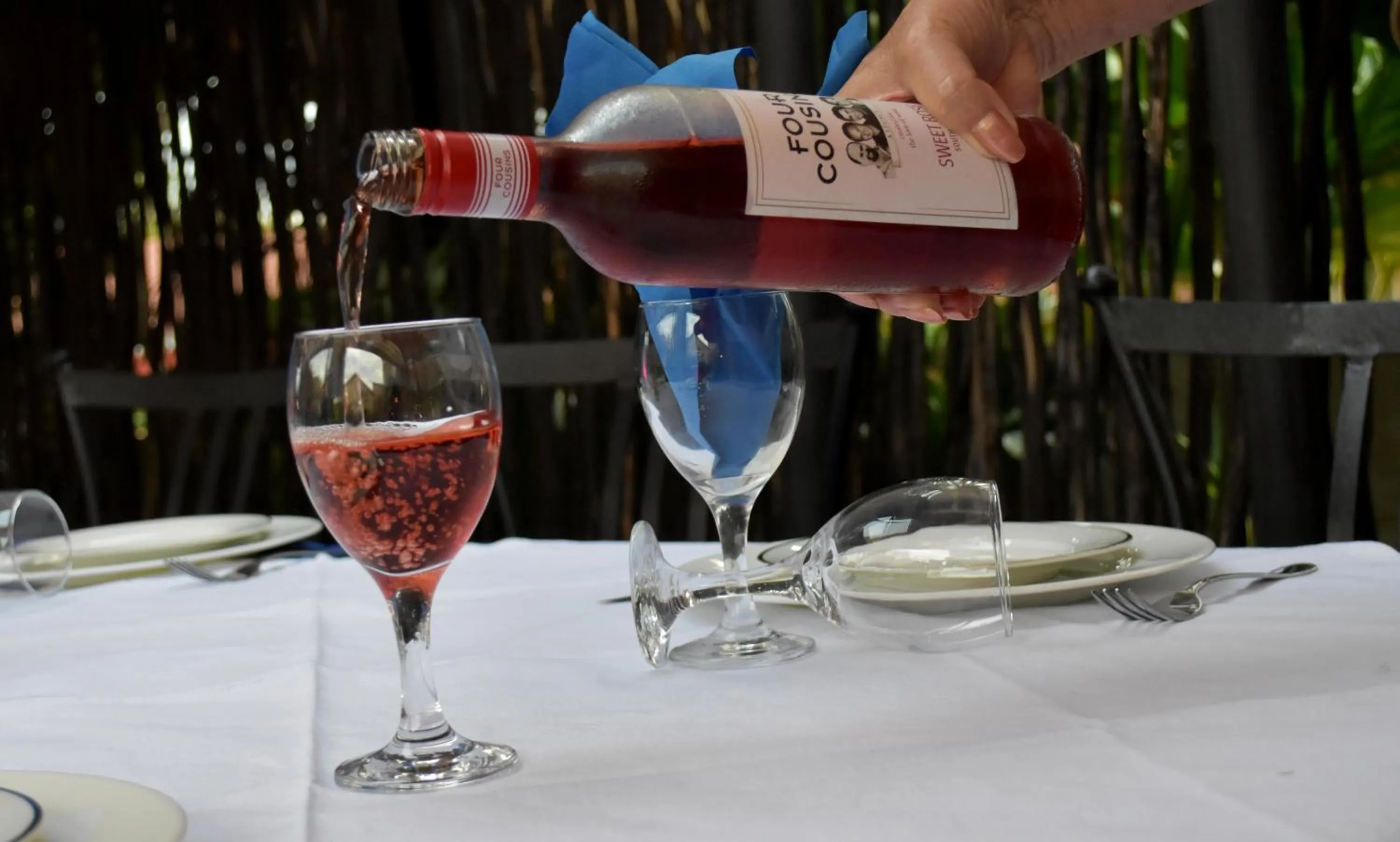 Alcoholic drinks in Homestay Travel Guest House