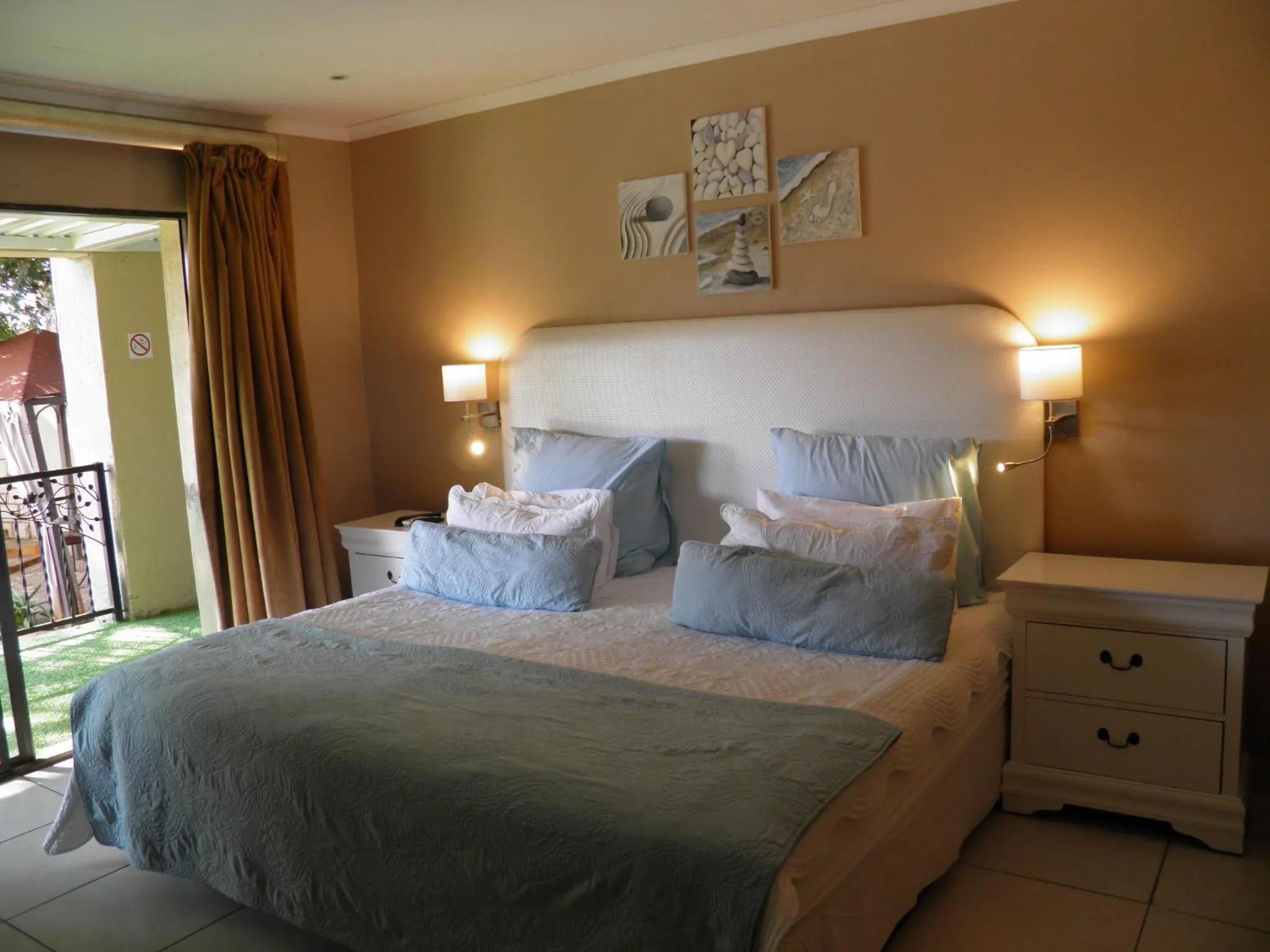 Bedroom, Bed in Homestay Travel Guest House