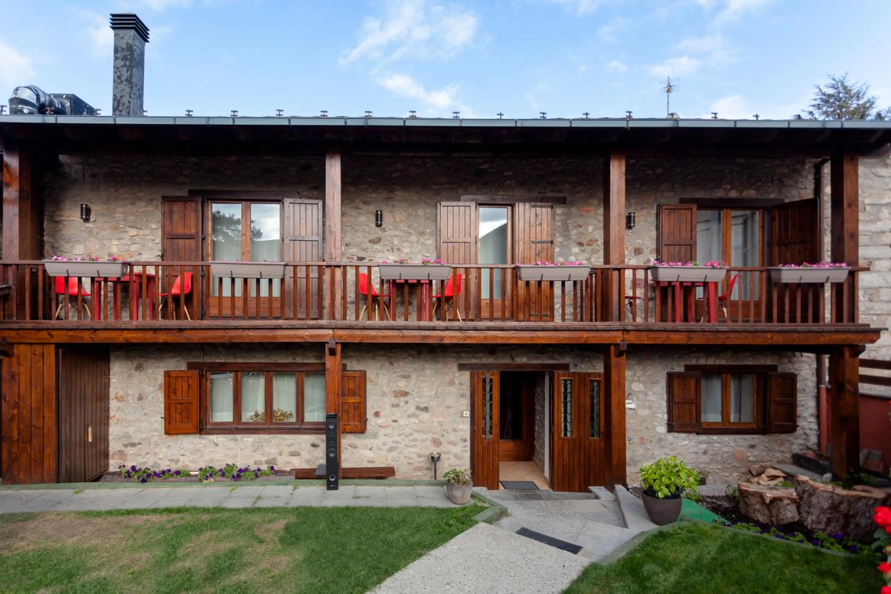 Property building in Hotel Cal Rei de Talló