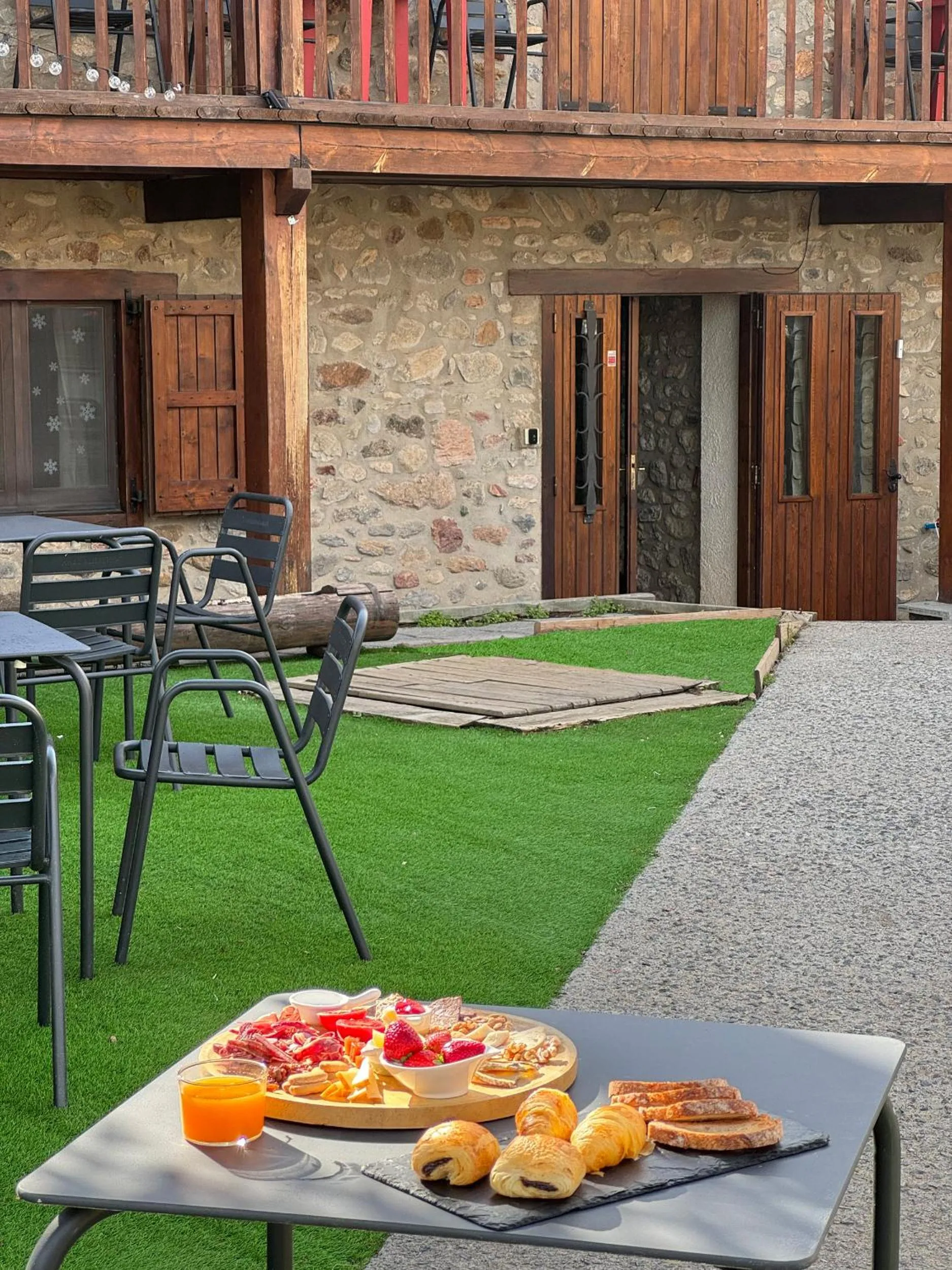 Patio in Hotel Cal Rei de Talló