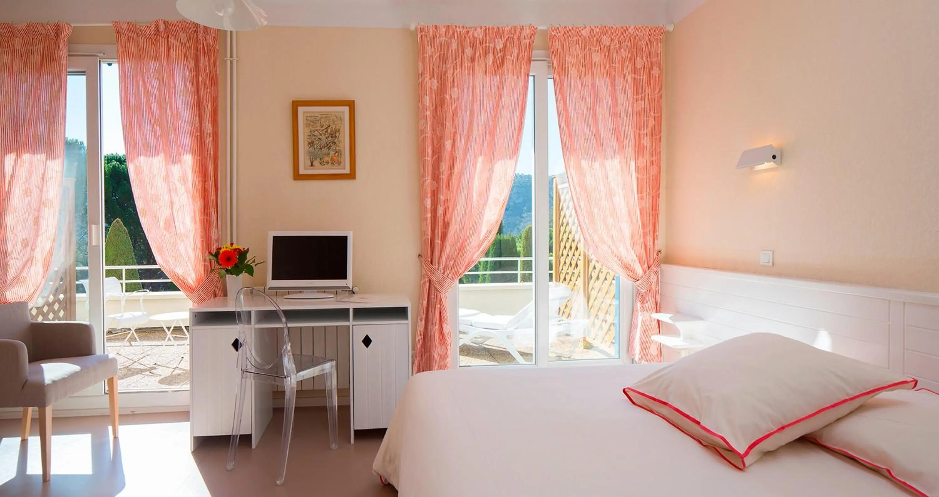 Photo of the whole room, Bed in Le Verdon