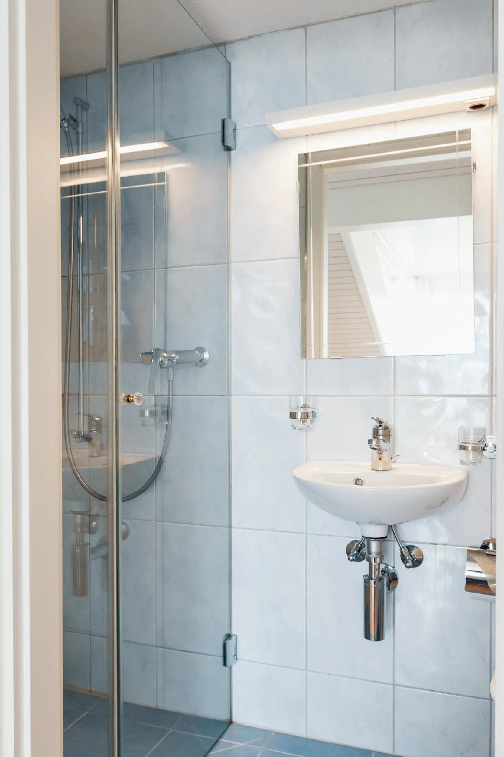 Bathroom in Lake Villa Lotus