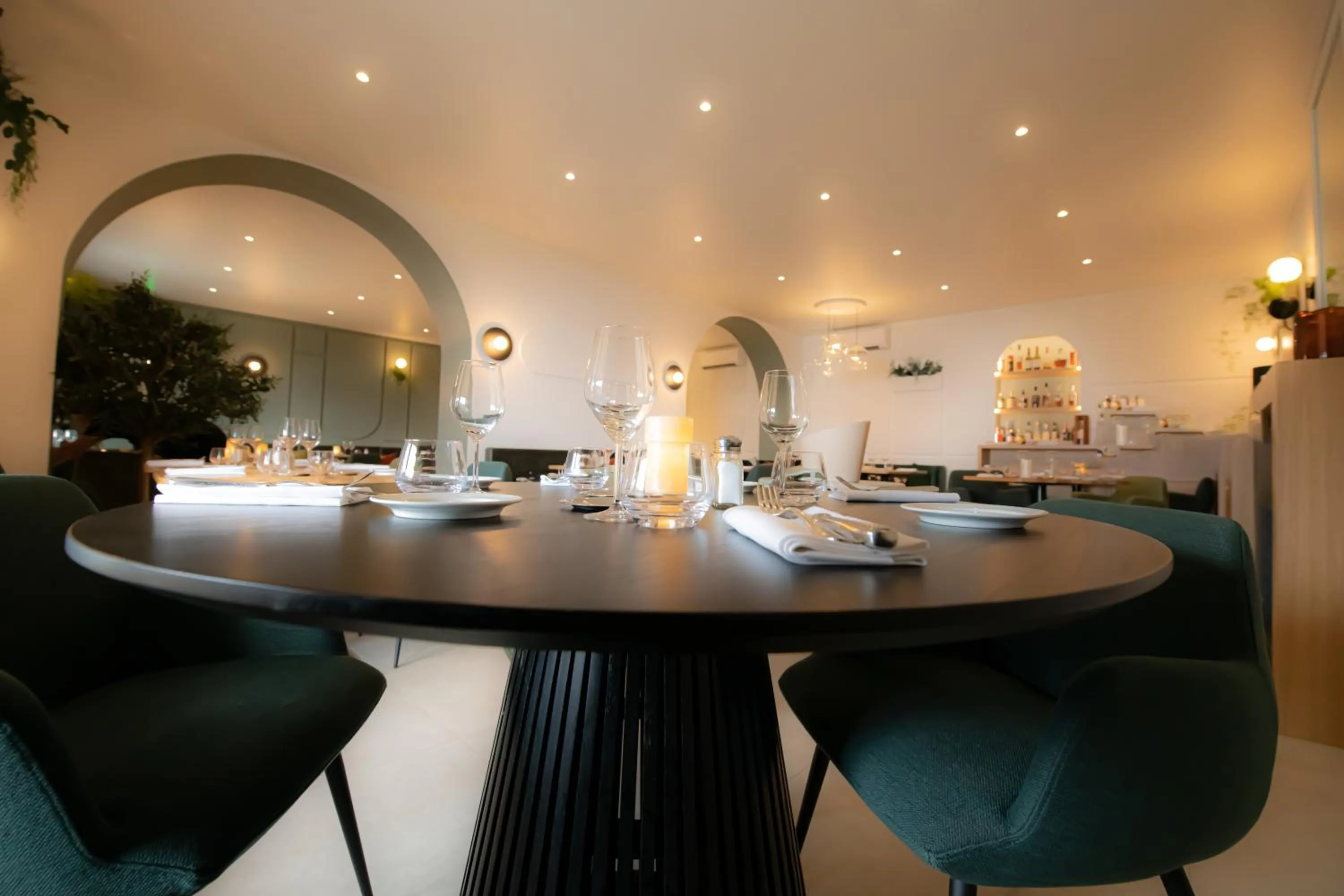 Restaurant/places to eat in Hôtel Restaurant la Corniche