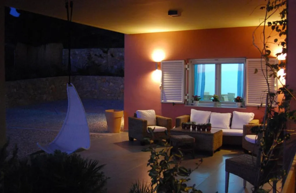 Night in Astrolabe Hotel