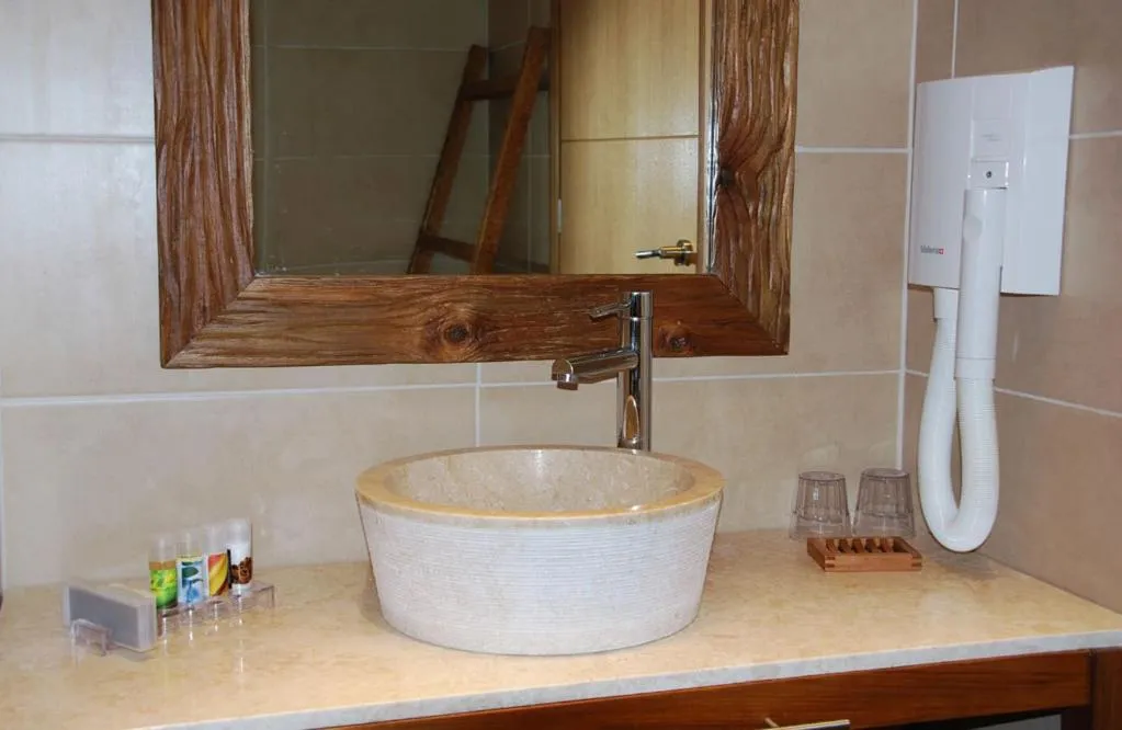 Bathroom in Astrolabe Hotel