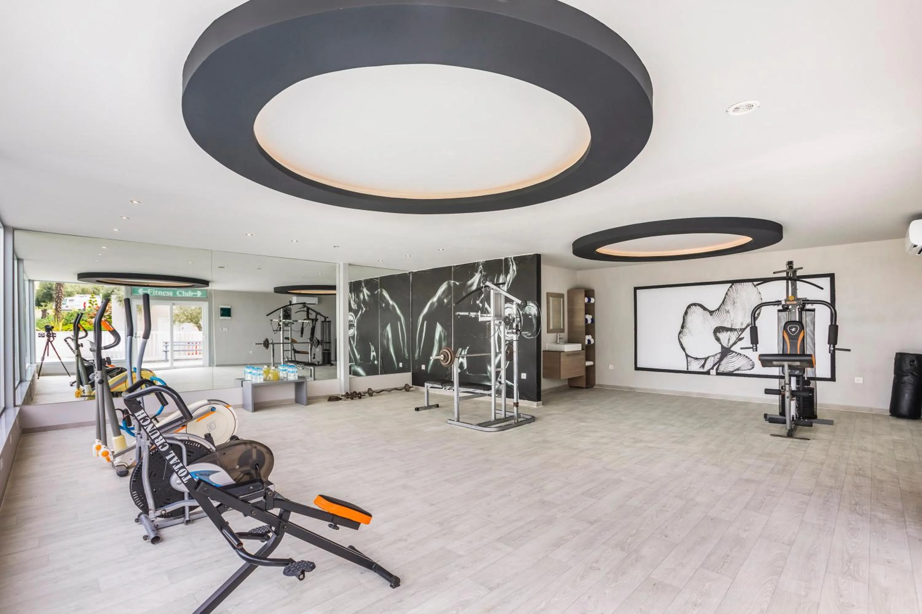 Fitness centre/facilities in Anna Hotel