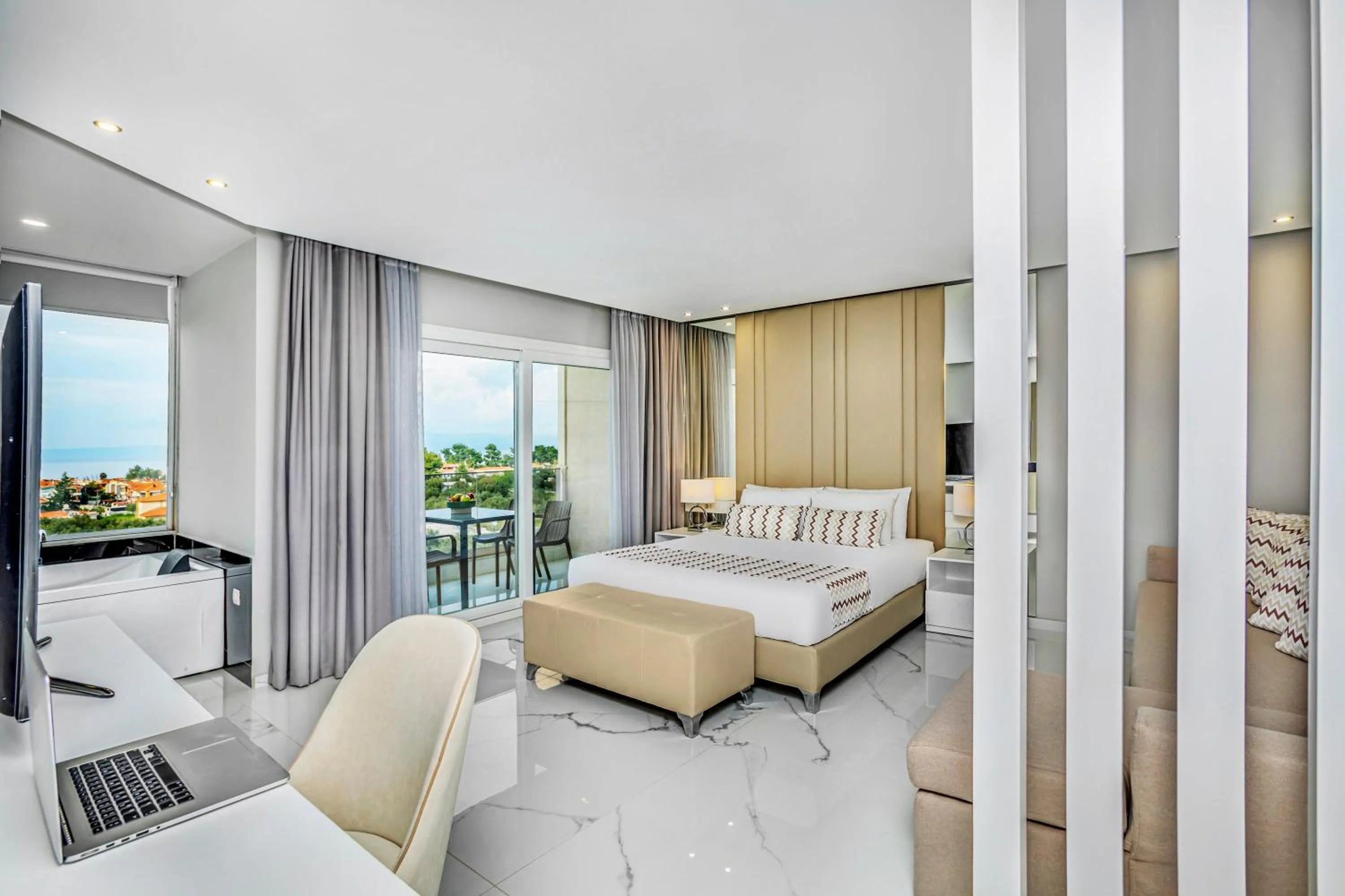 Photo of the whole room, Bed in Anna Hotel