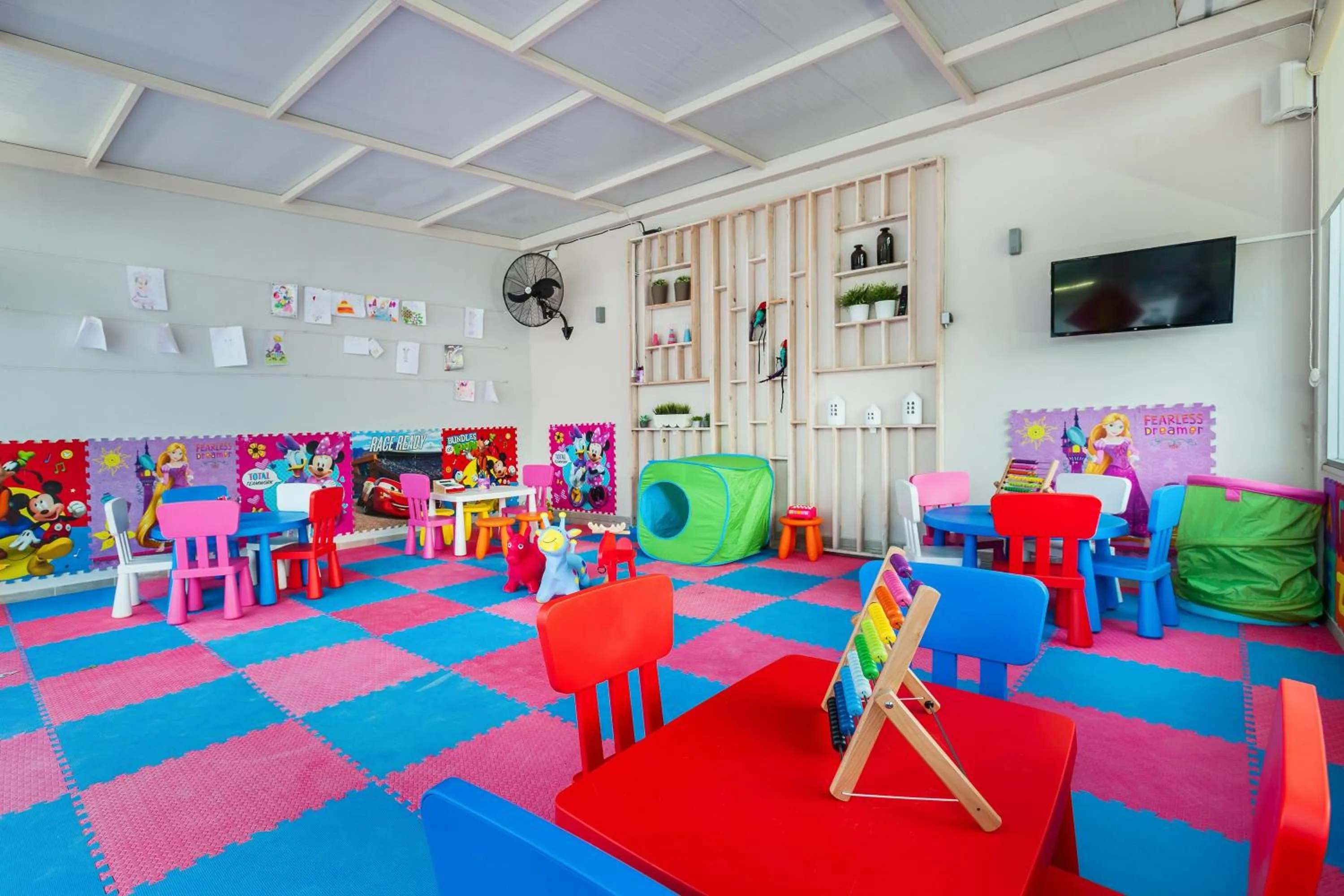 Kids's club in Anna Hotel