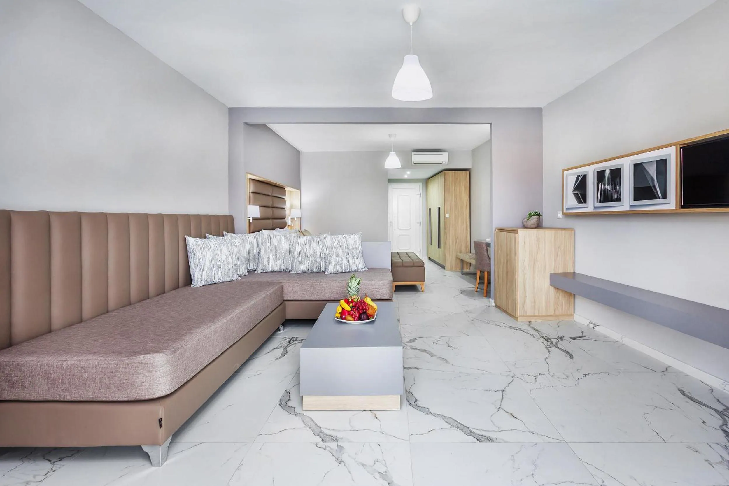 Photo of the whole room in Anna Hotel